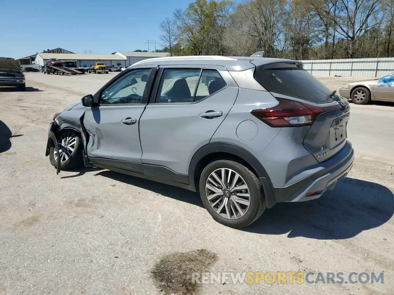 2 fotografías del automóvil dañado 3N1CP5CV8RL475833 NISSAN KICKS 2024