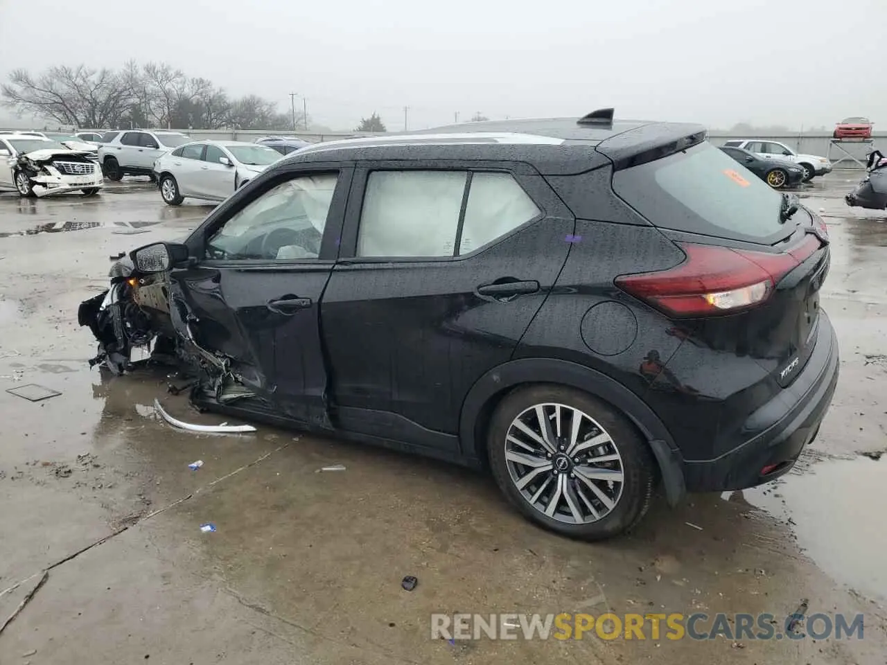 2 fotografías del automóvil dañado 3N1CP5CV8RL496245 NISSAN KICKS 2024