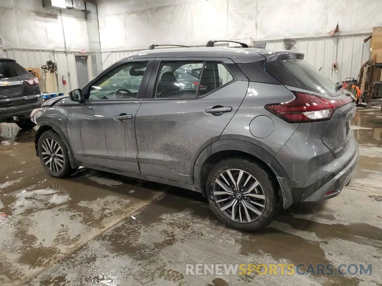 2 fotografías del automóvil dañado 3N1CP5CV8RL526750 NISSAN KICKS 2024