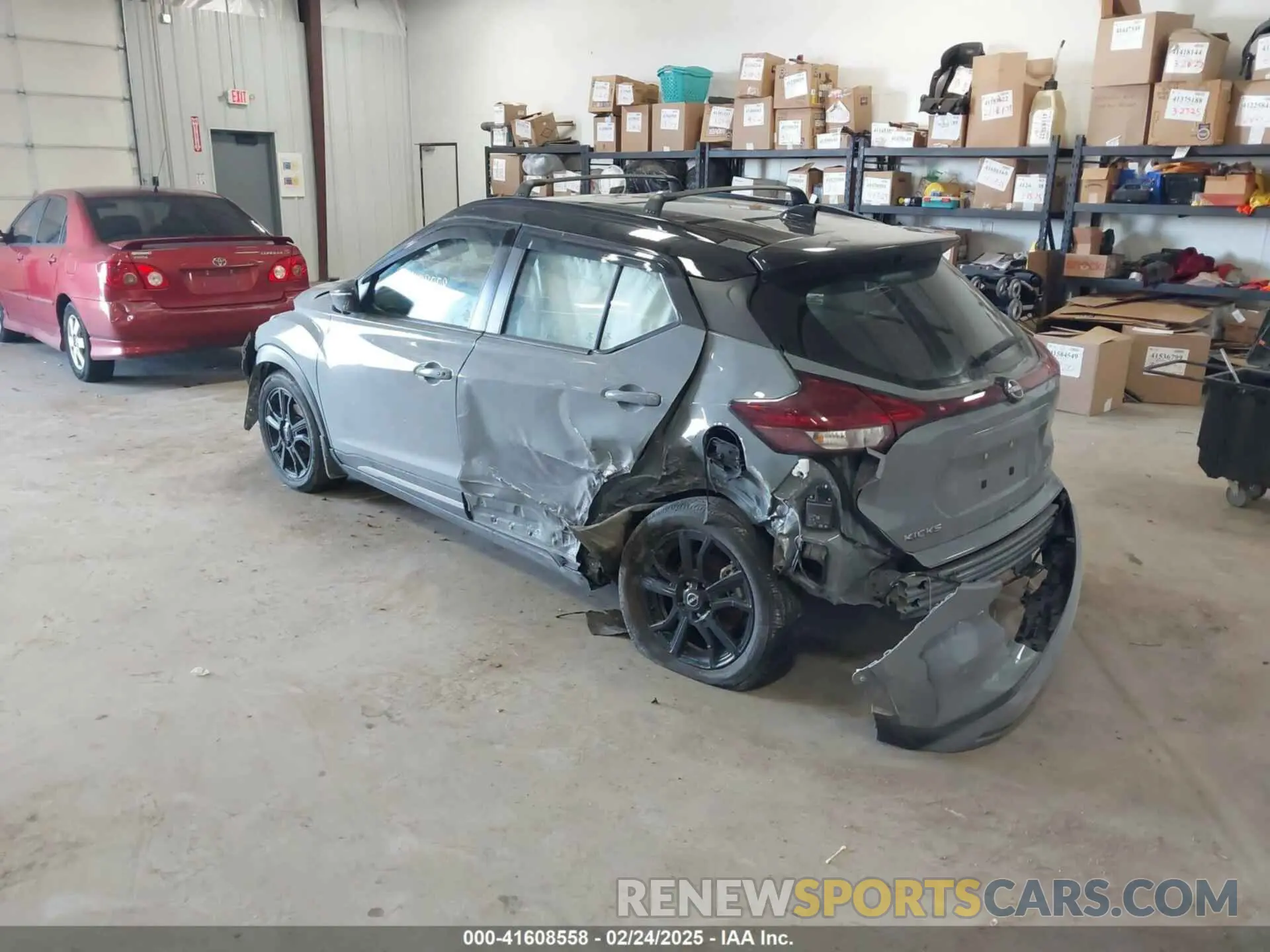 3 fotografías del automóvil dañado 3N1CP5DV1RL533599 NISSAN KICKS 2024