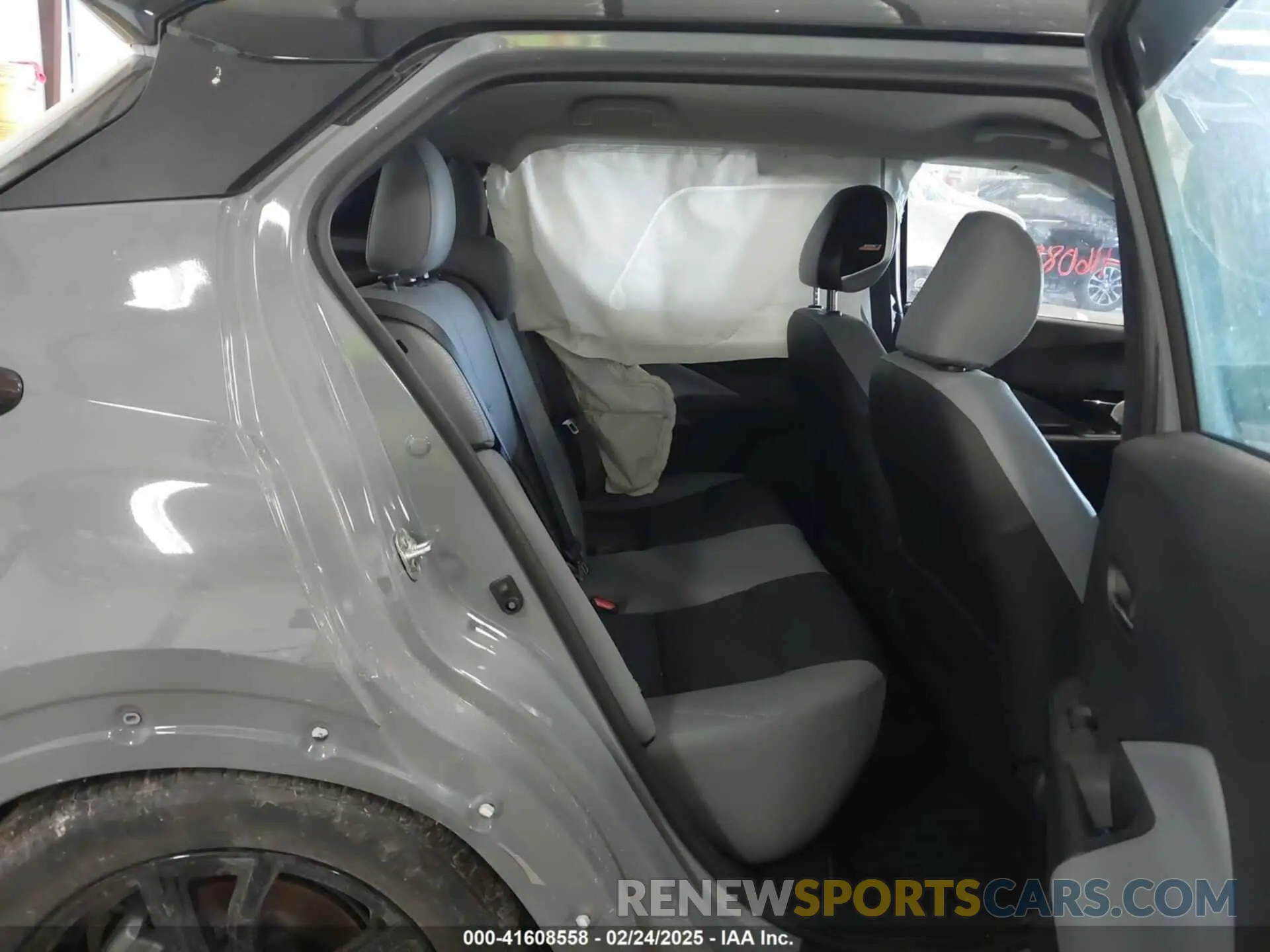 8 fotografías del automóvil dañado 3N1CP5DV1RL533599 NISSAN KICKS 2024