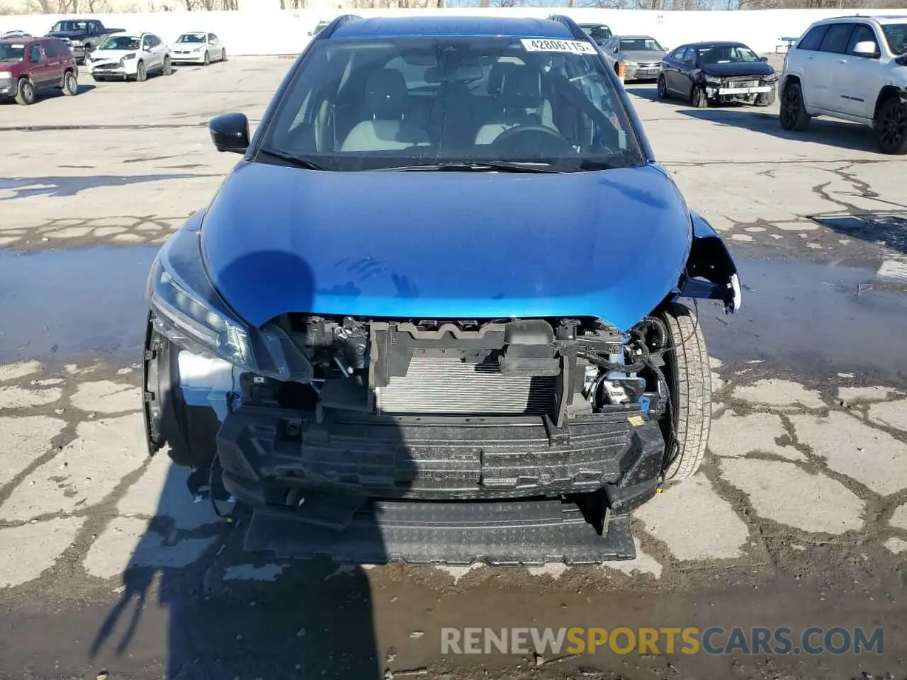 5 fotografías del automóvil dañado 3N1CP5DV2RL496174 NISSAN KICKS 2024