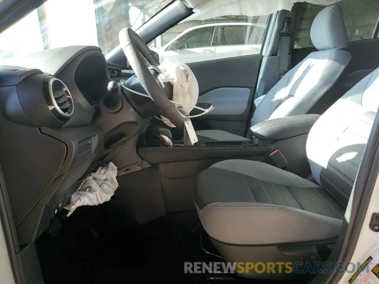 7 fotografías del automóvil dañado 3N1CP5DV2RL572167 NISSAN KICKS 2024