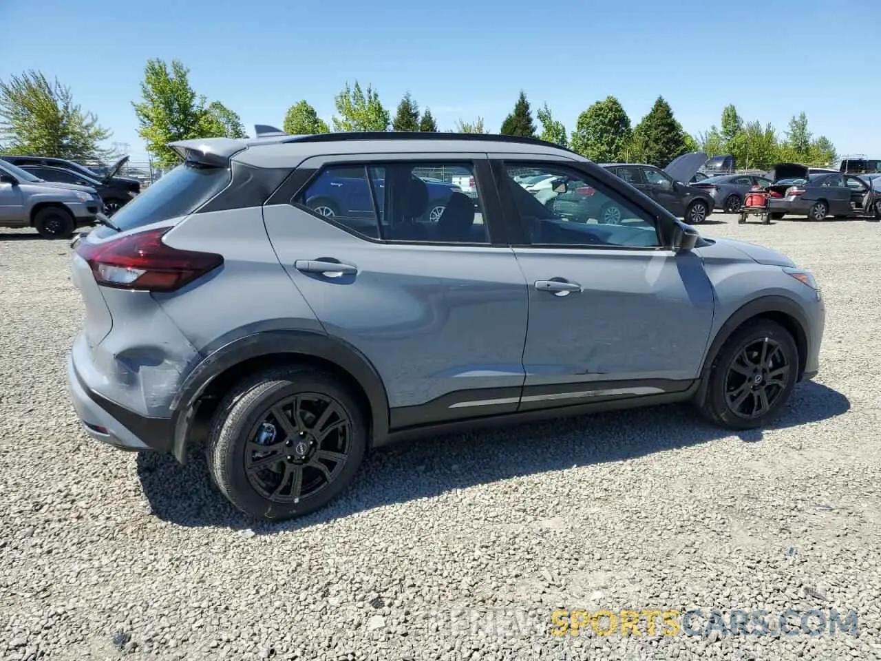 3 fotografías del automóvil dañado 3N1CP5DV2RL576168 NISSAN KICKS 2024