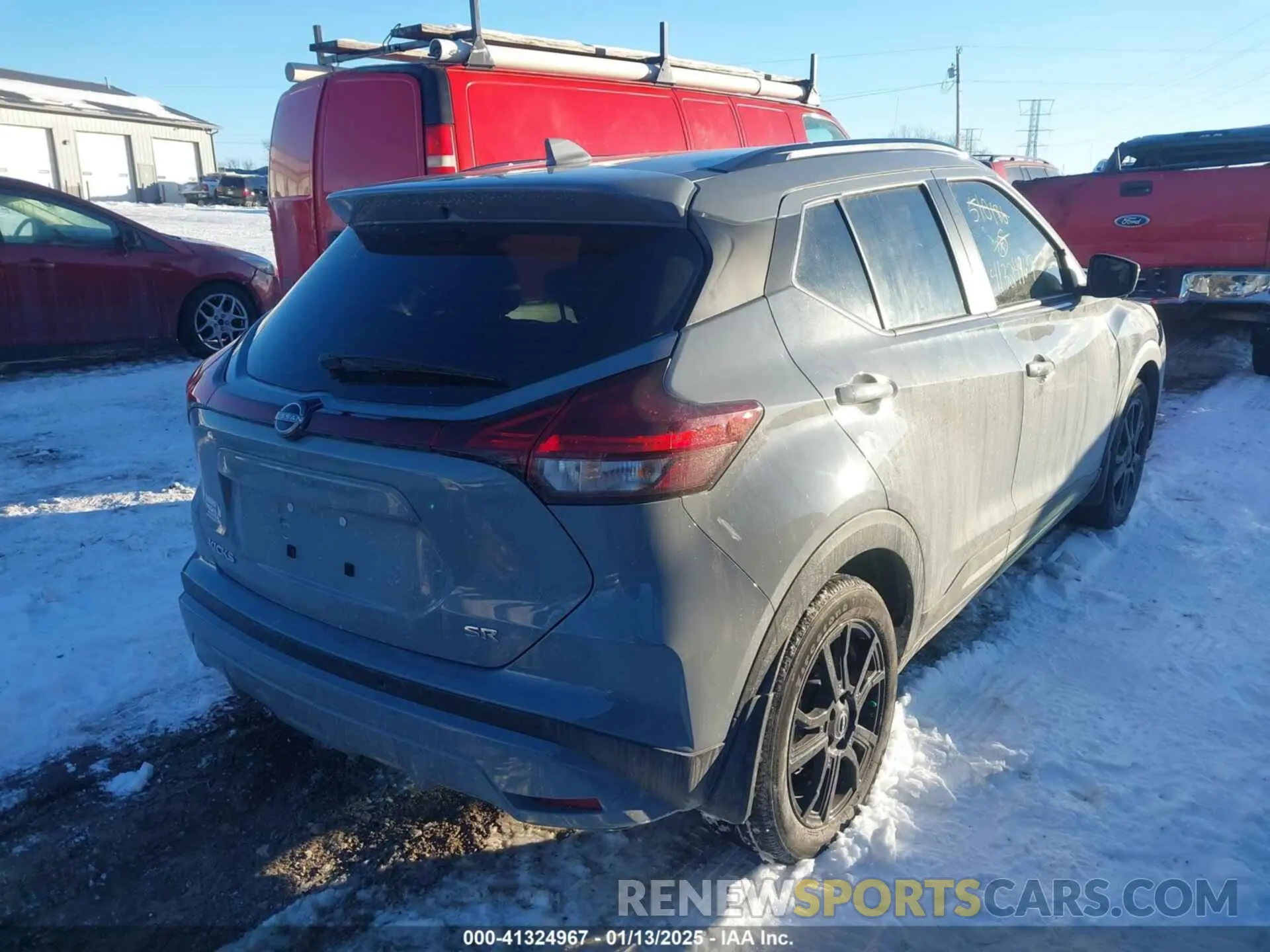 4 fotografías del automóvil dañado 3N1CP5DV4RL510186 NISSAN KICKS 2024
