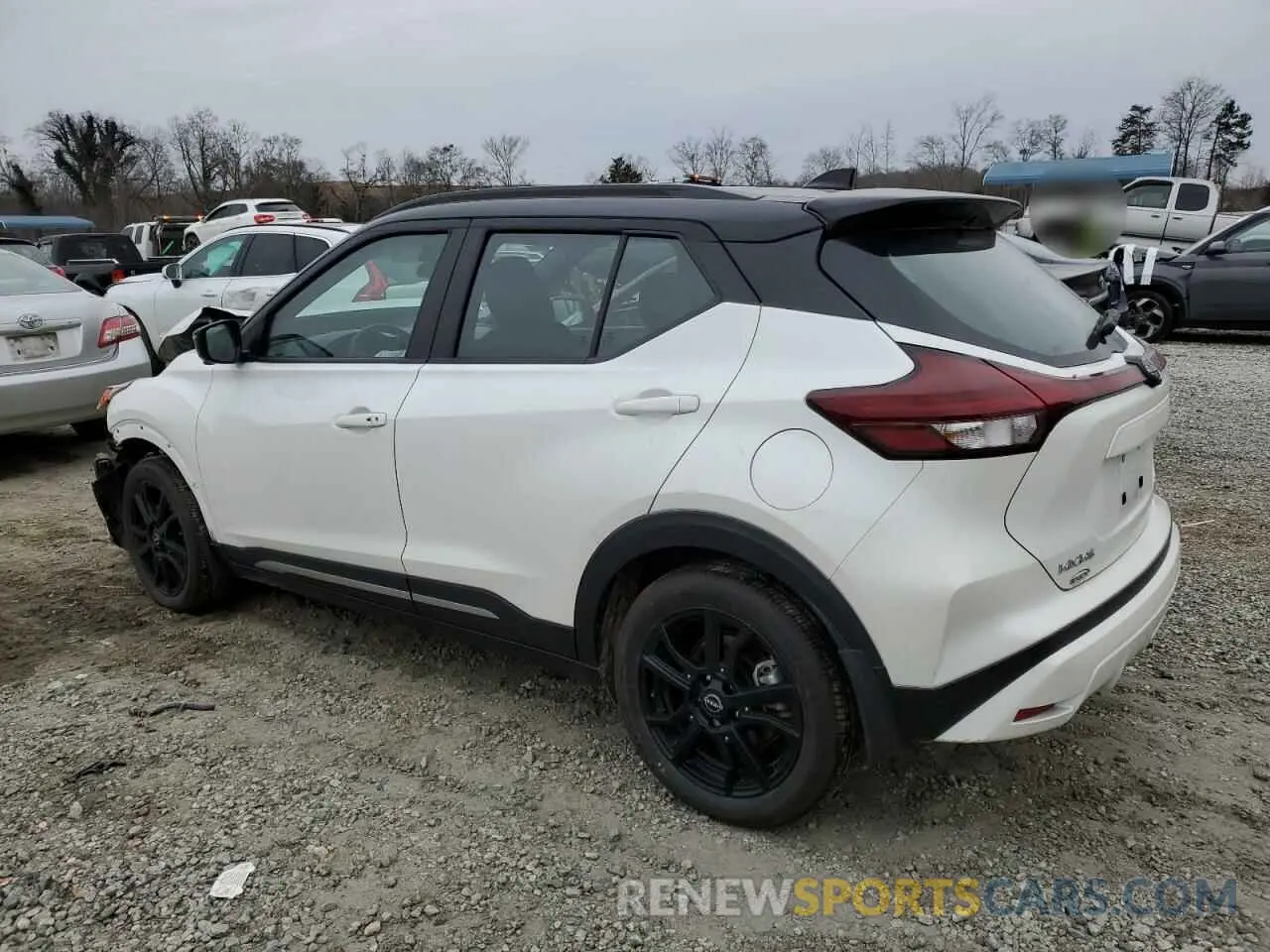 2 fotografías del automóvil dañado 3N1CP5DV6RL478356 NISSAN KICKS 2024