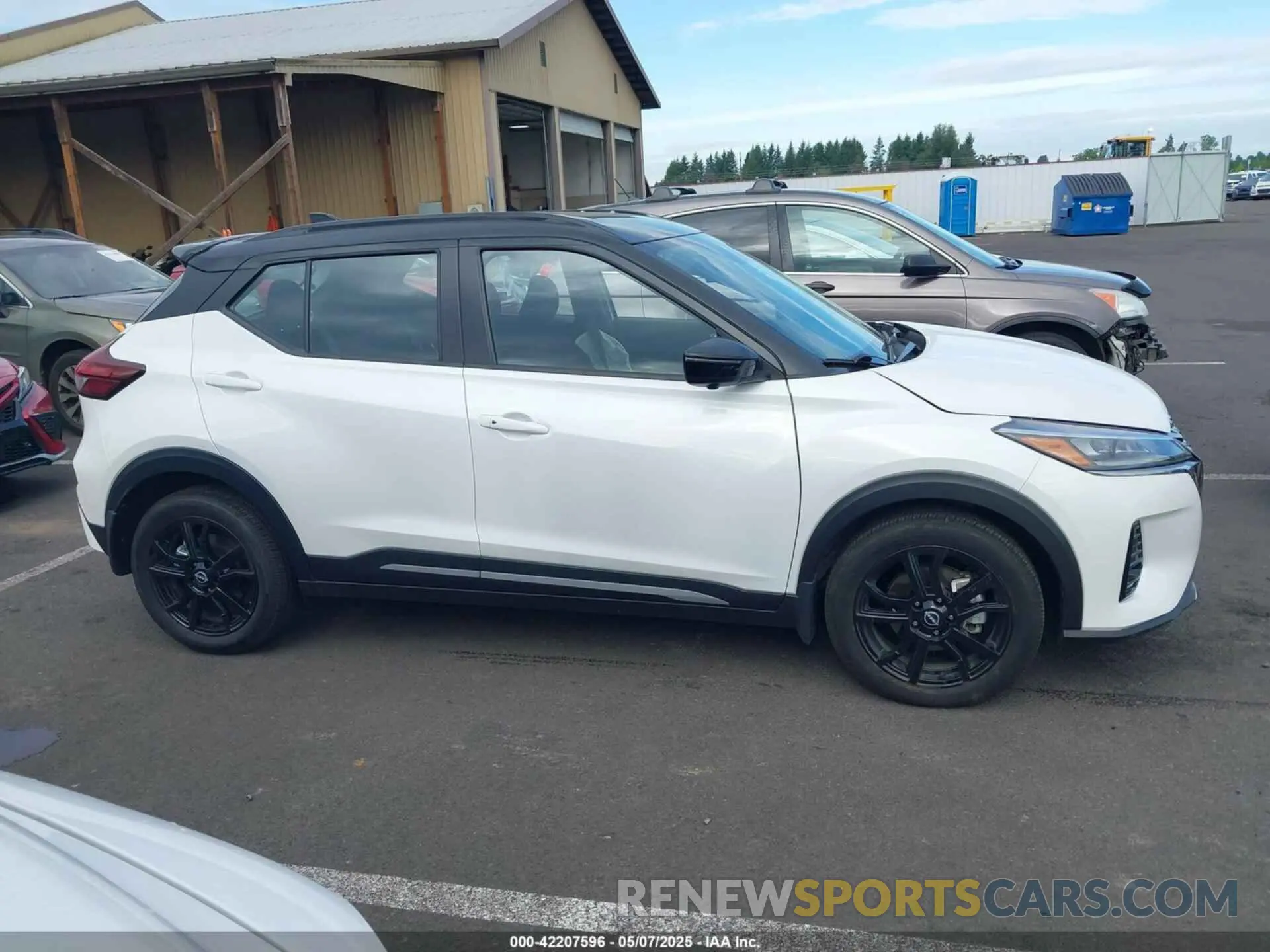 13 fotografías del automóvil dañado 3N1CP5DV6RL560300 NISSAN KICKS 2024