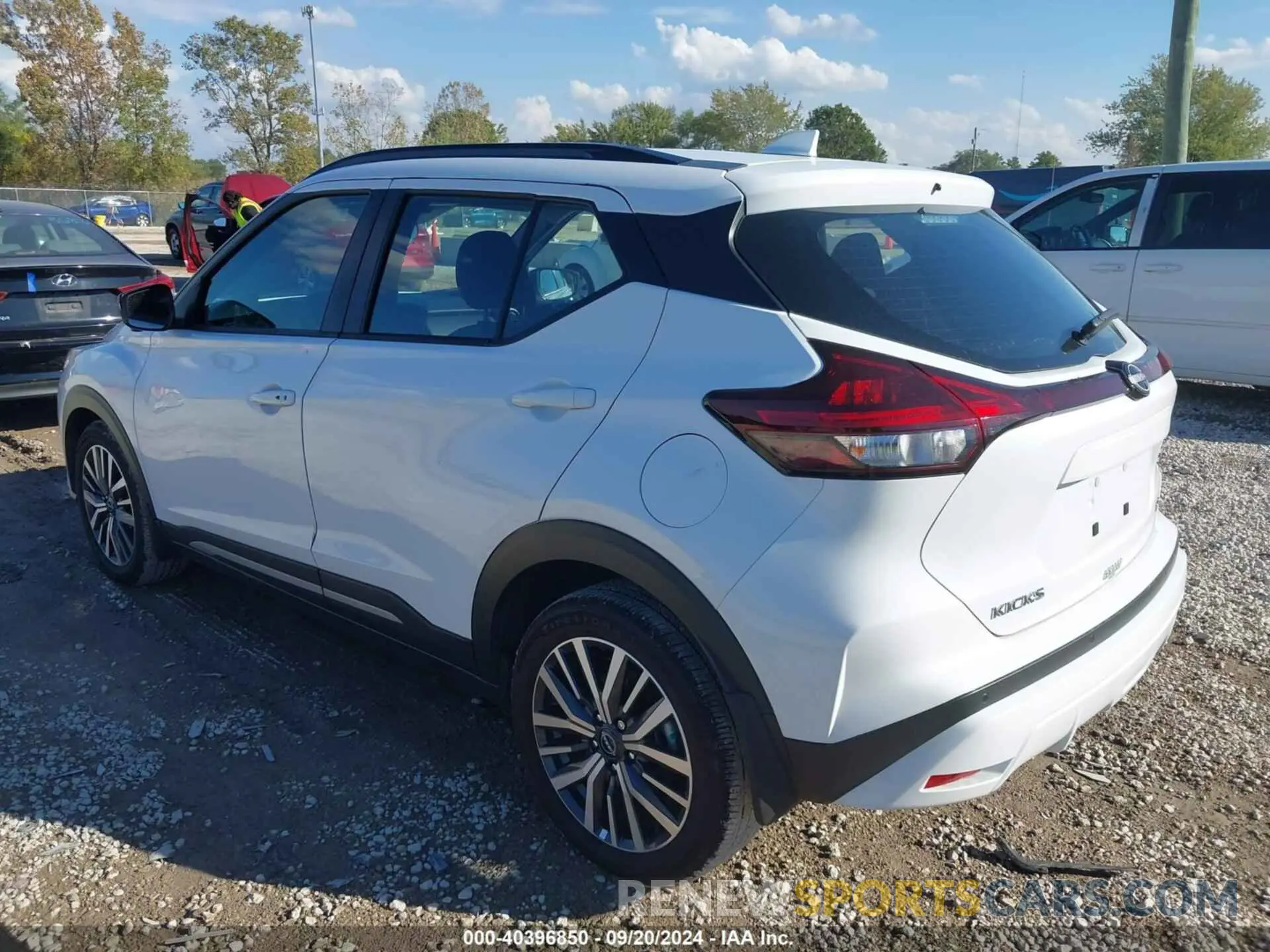 3 fotografías del automóvil dañado 3N1CP5DV7RL484702 NISSAN KICKS 2024