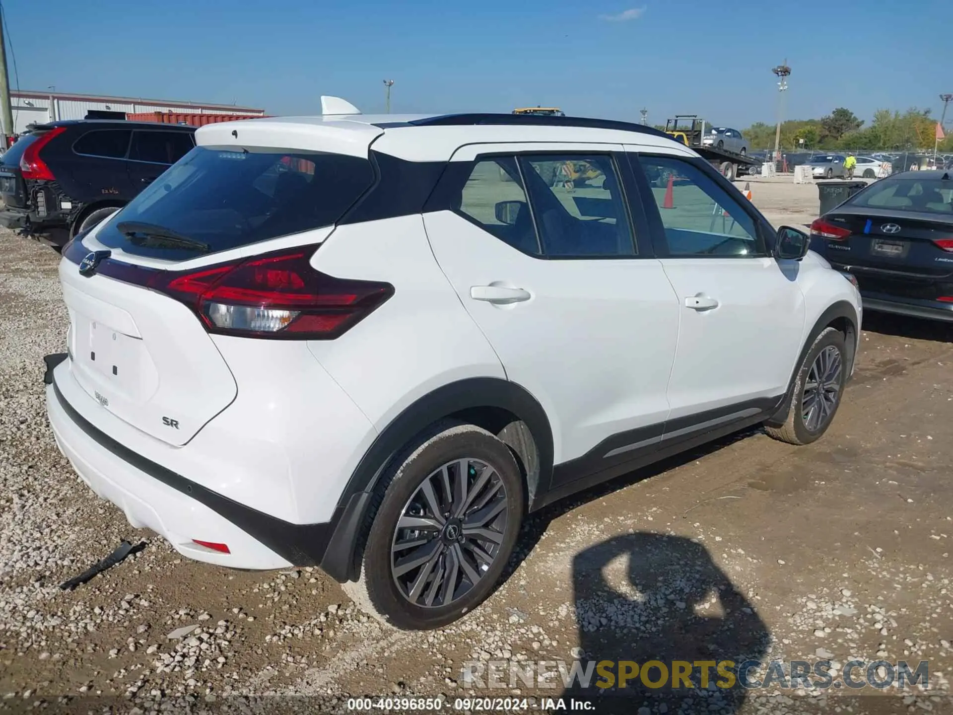 4 fotografías del automóvil dañado 3N1CP5DV7RL484702 NISSAN KICKS 2024