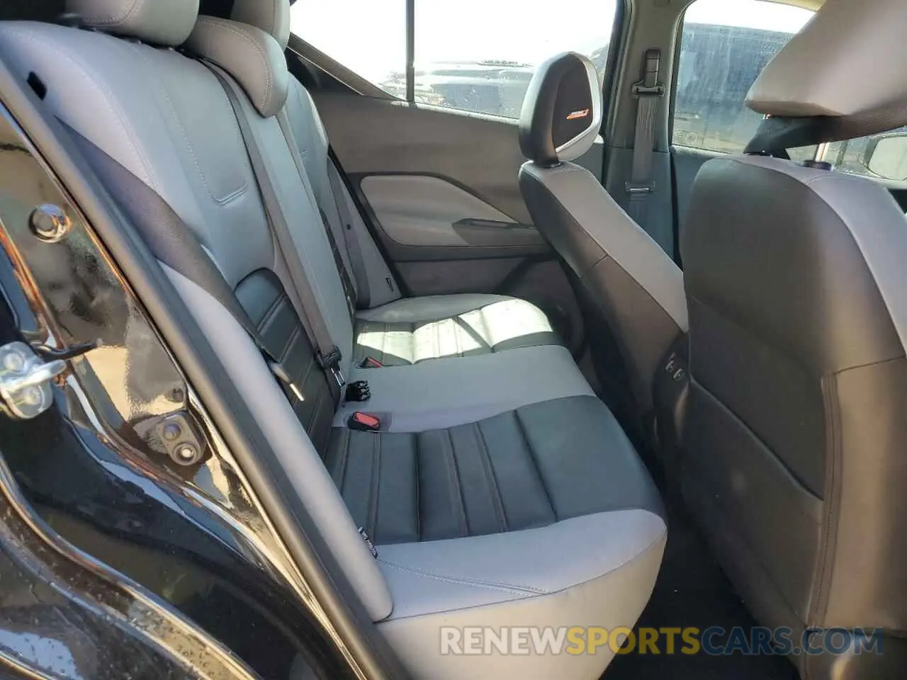 10 fotografías del automóvil dañado 3N1CP5DV7RL554652 NISSAN KICKS 2024