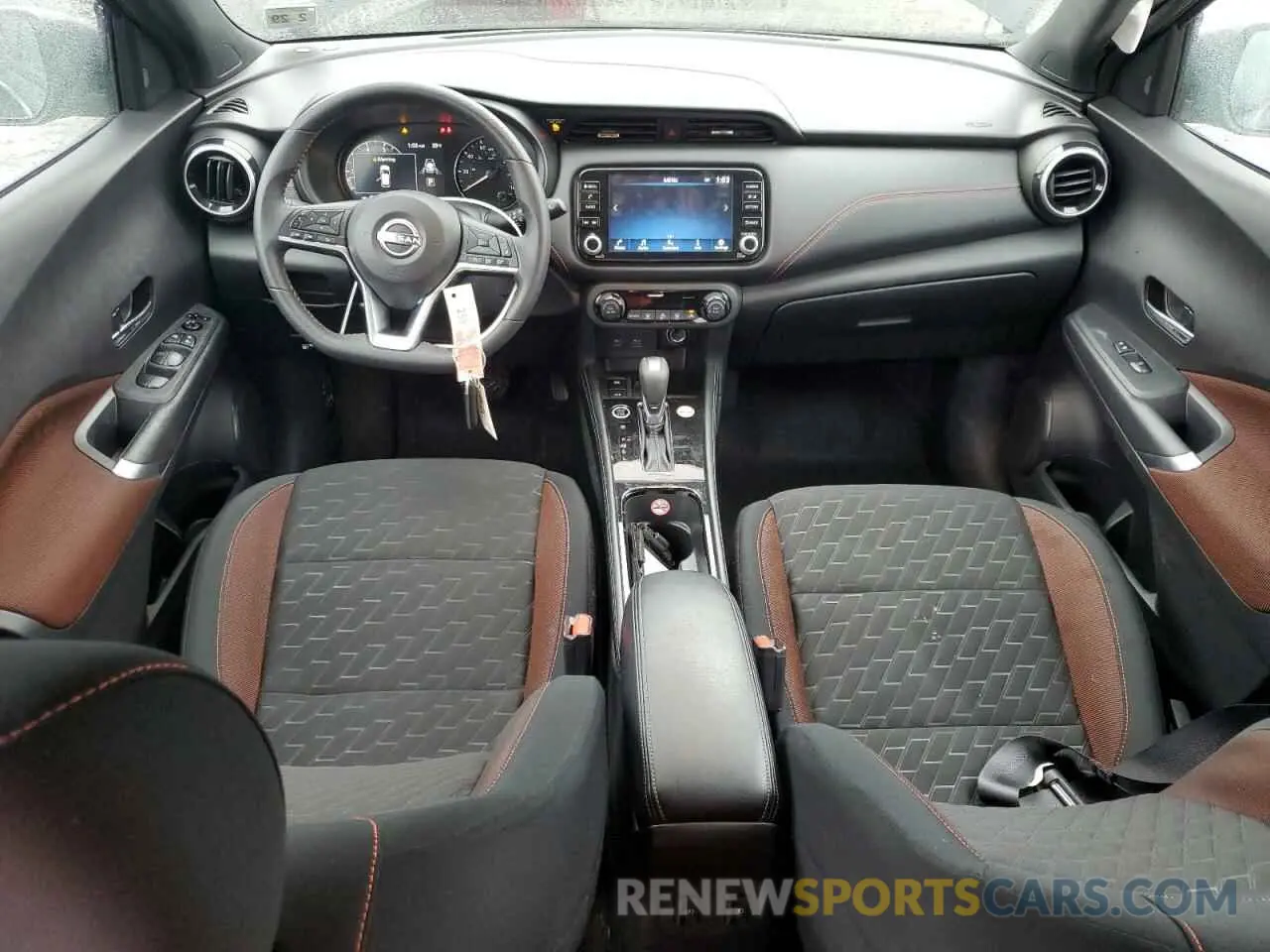 8 fotografías del automóvil dañado 3N1CP5DV8RL513351 NISSAN KICKS 2024