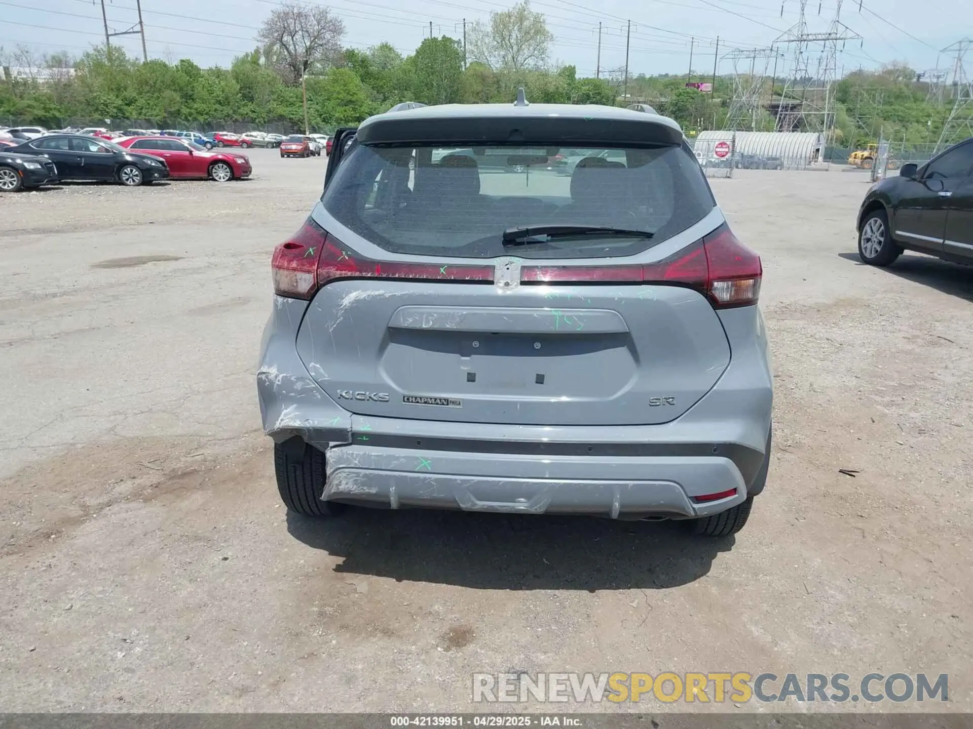 17 fotografías del automóvil dañado 3N1CP5DV9RL494244 NISSAN KICKS 2024