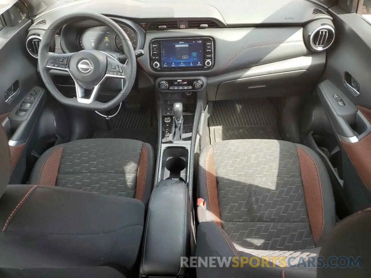 8 fotografías del automóvil dañado 3N1CP5DVXRL562406 NISSAN KICKS 2024
