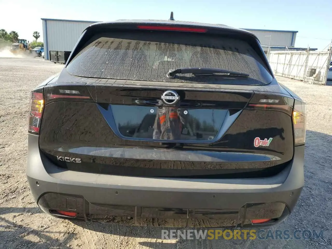 6 fotografías del automóvil dañado 3N8AP6BA6SL356522 NISSAN KICKS 2025