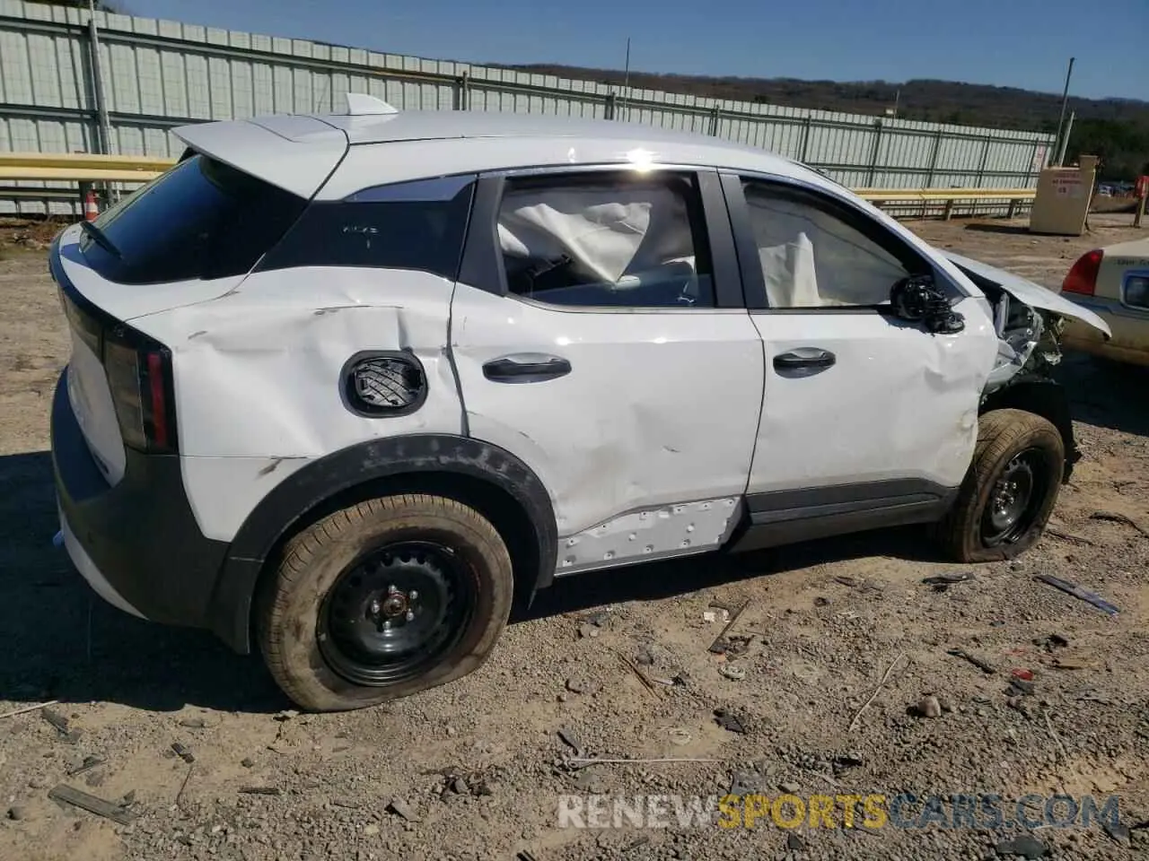 3 fotografías del automóvil dañado 3N8AP6BB0SL305705 NISSAN KICKS 2025