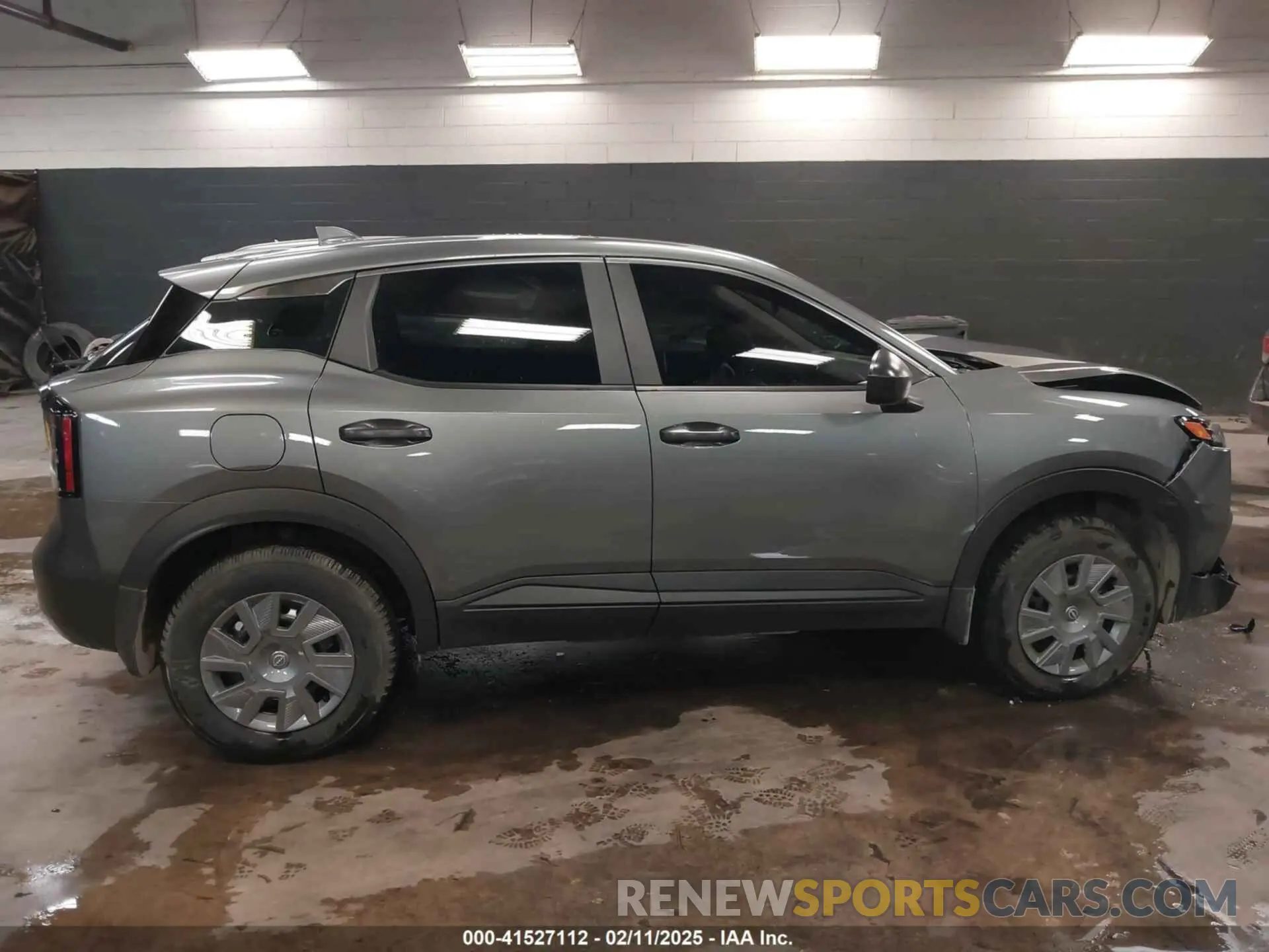 13 fotografías del automóvil dañado 3N8AP6BB1SL307799 NISSAN KICKS 2025