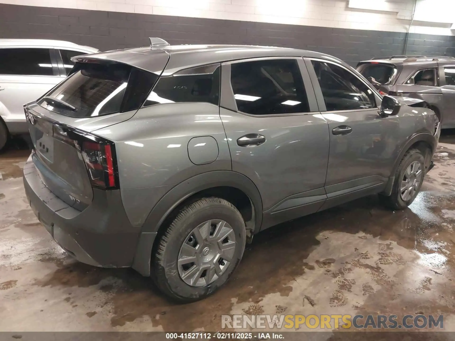 4 fotografías del automóvil dañado 3N8AP6BB1SL307799 NISSAN KICKS 2025