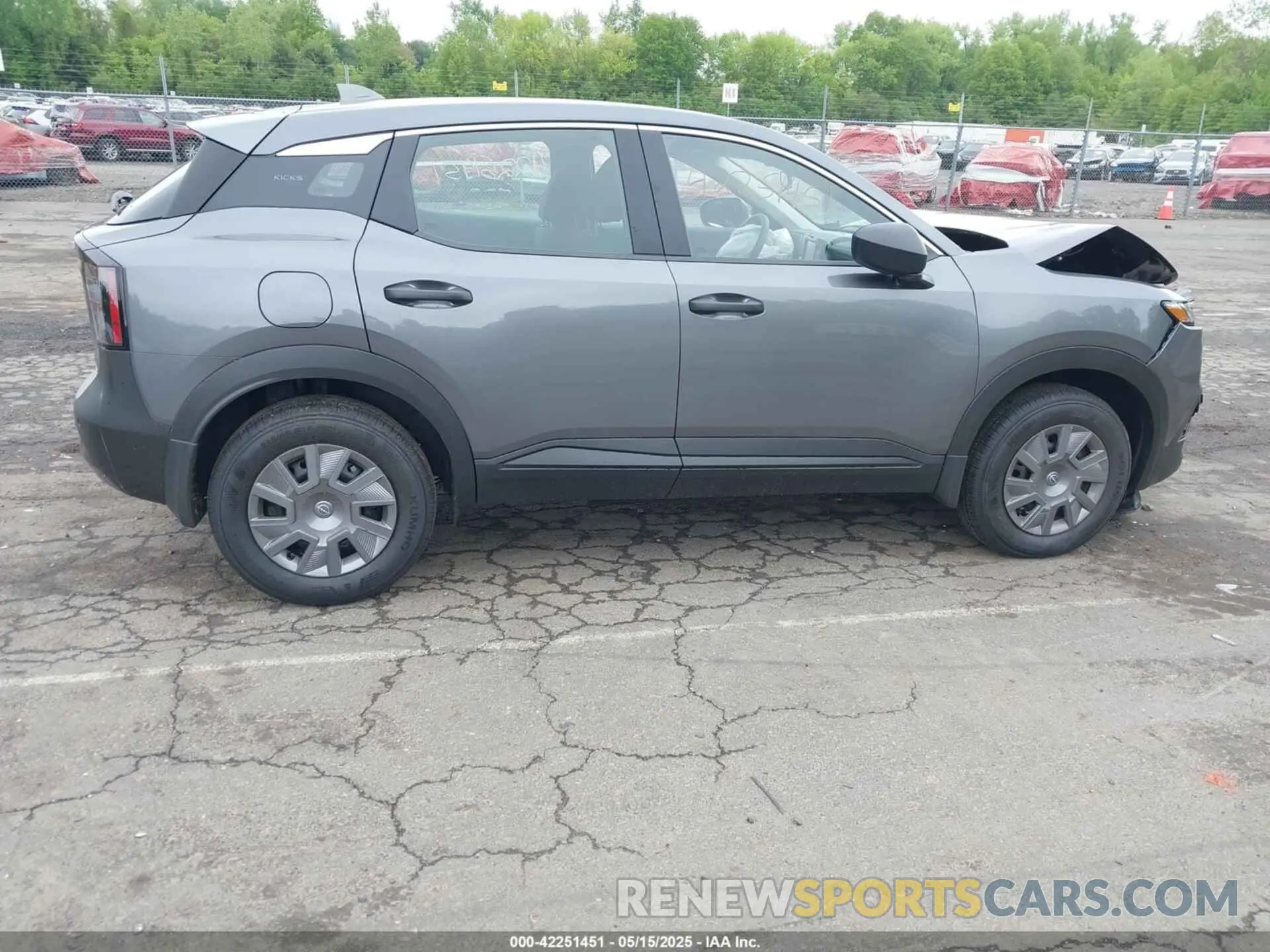 14 fotografías del automóvil dañado 3N8AP6BB4SL348928 NISSAN KICKS 2025