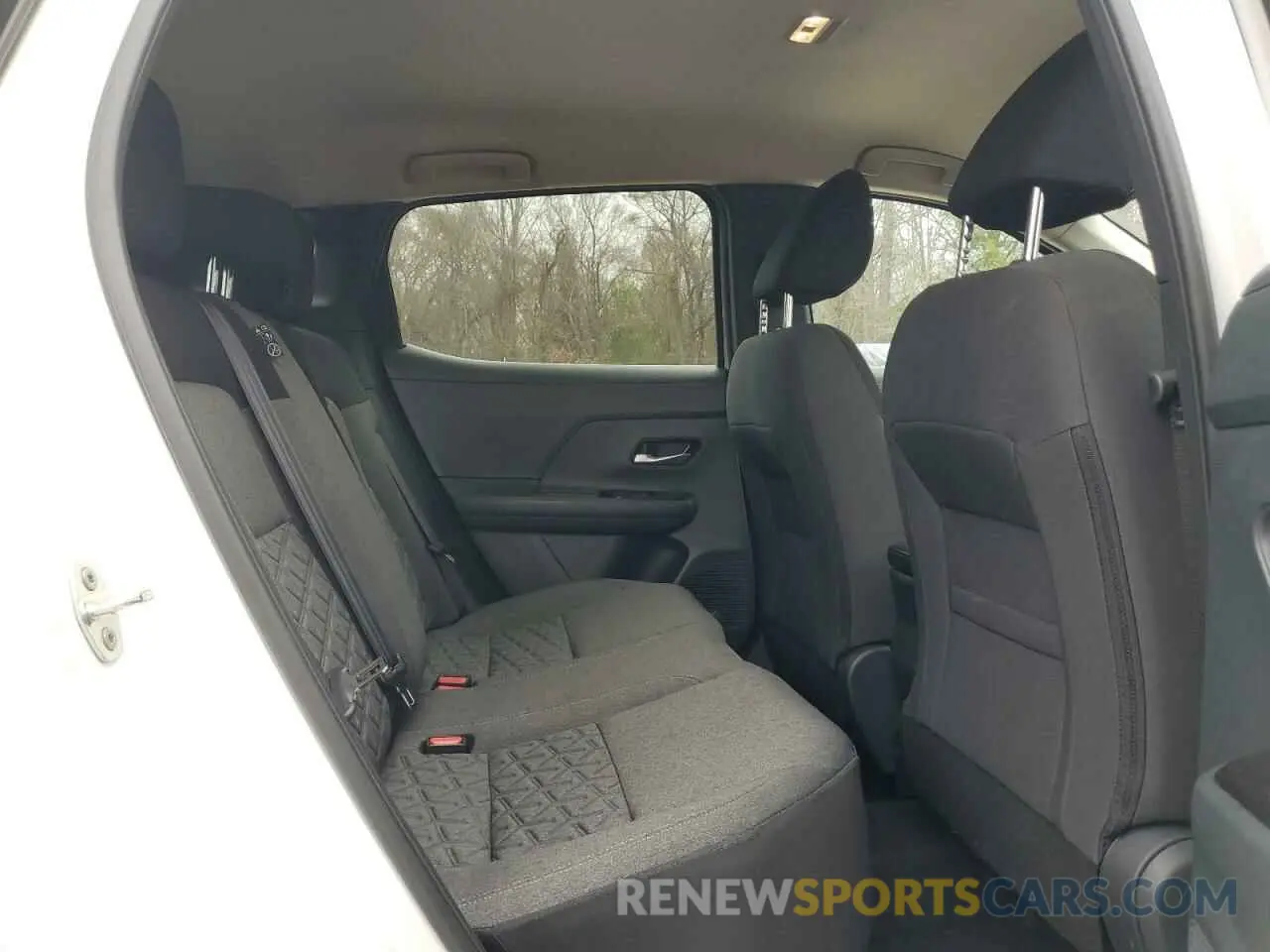 11 fotografías del automóvil dañado 3N8AP6CA0SL305208 NISSAN KICKS 2025