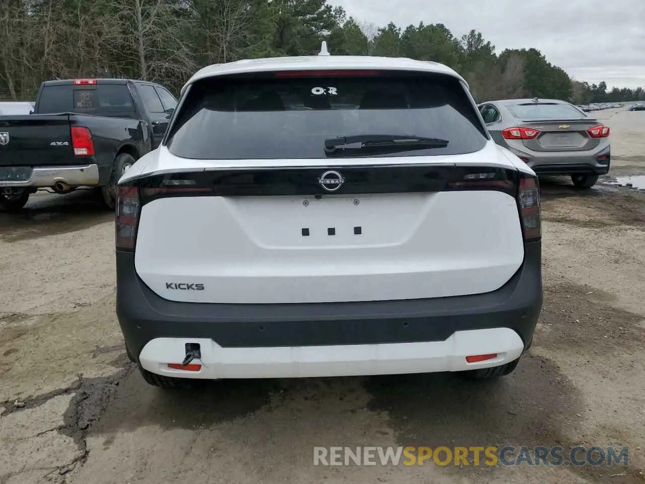 6 fotografías del automóvil dañado 3N8AP6CA0SL305208 NISSAN KICKS 2025