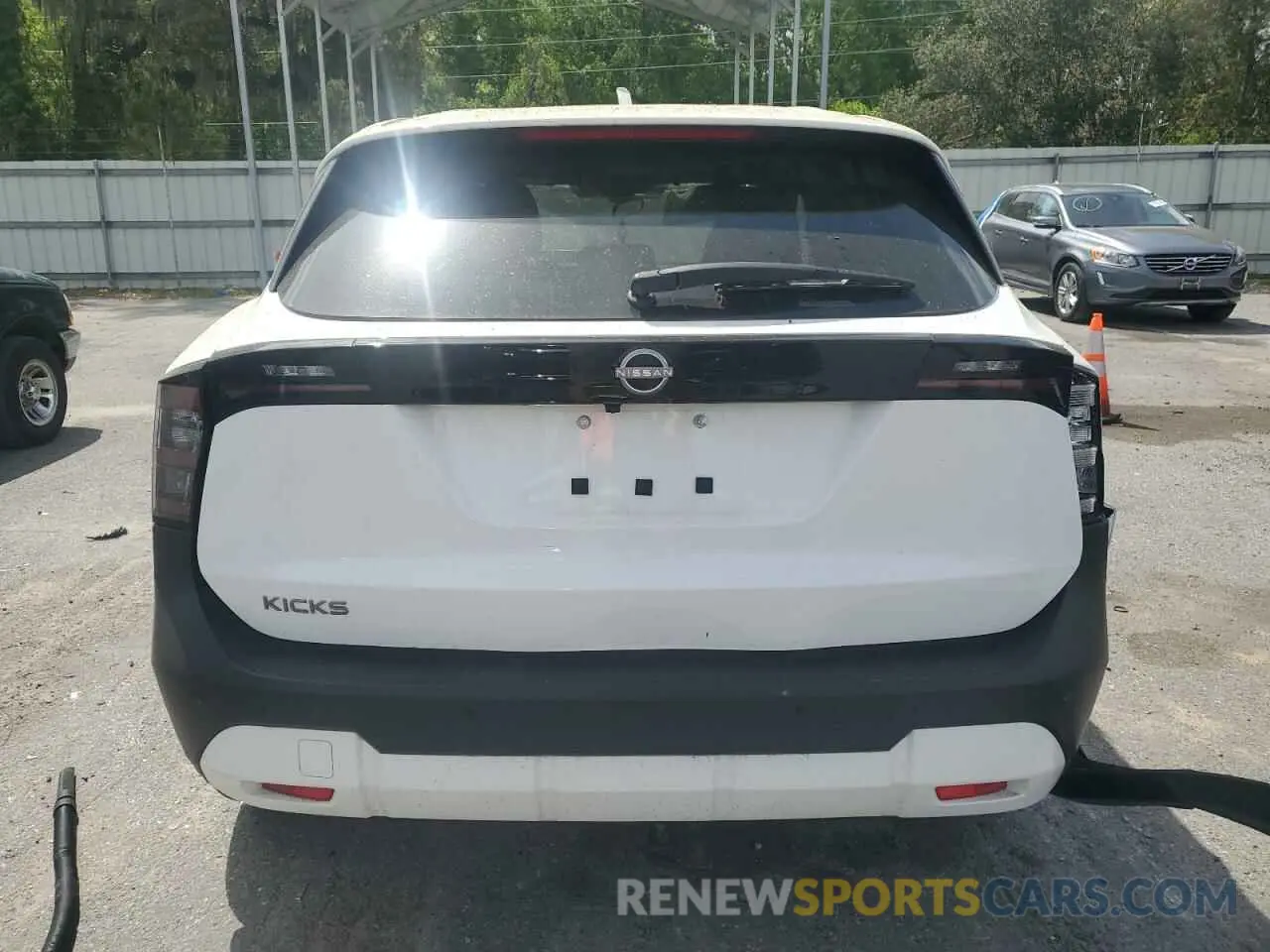 6 fotografías del automóvil dañado 3N8AP6CA2SL322981 NISSAN KICKS 2025