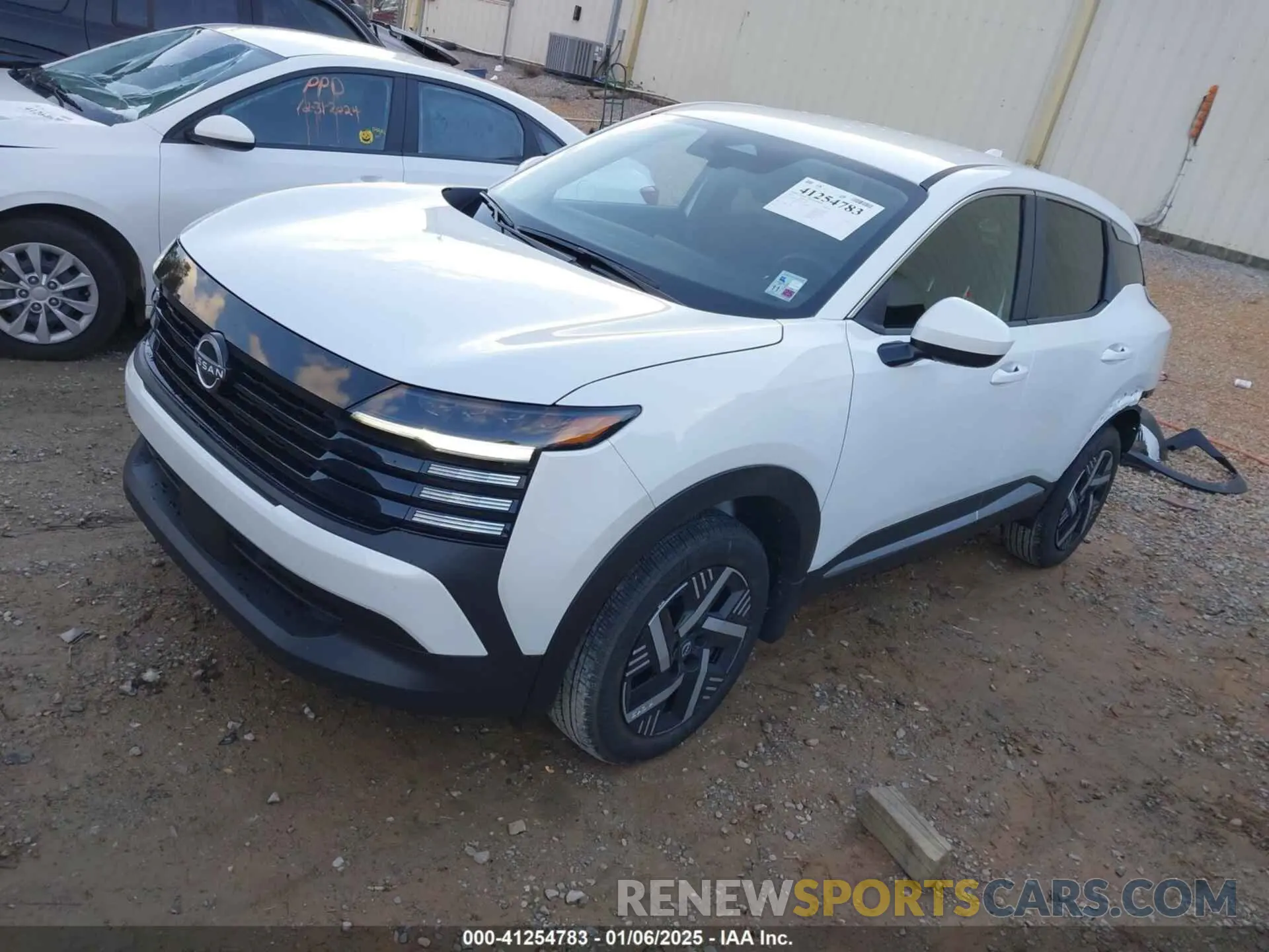 2 fotografías del automóvil dañado 3N8AP6CA2SL333785 NISSAN KICKS 2025