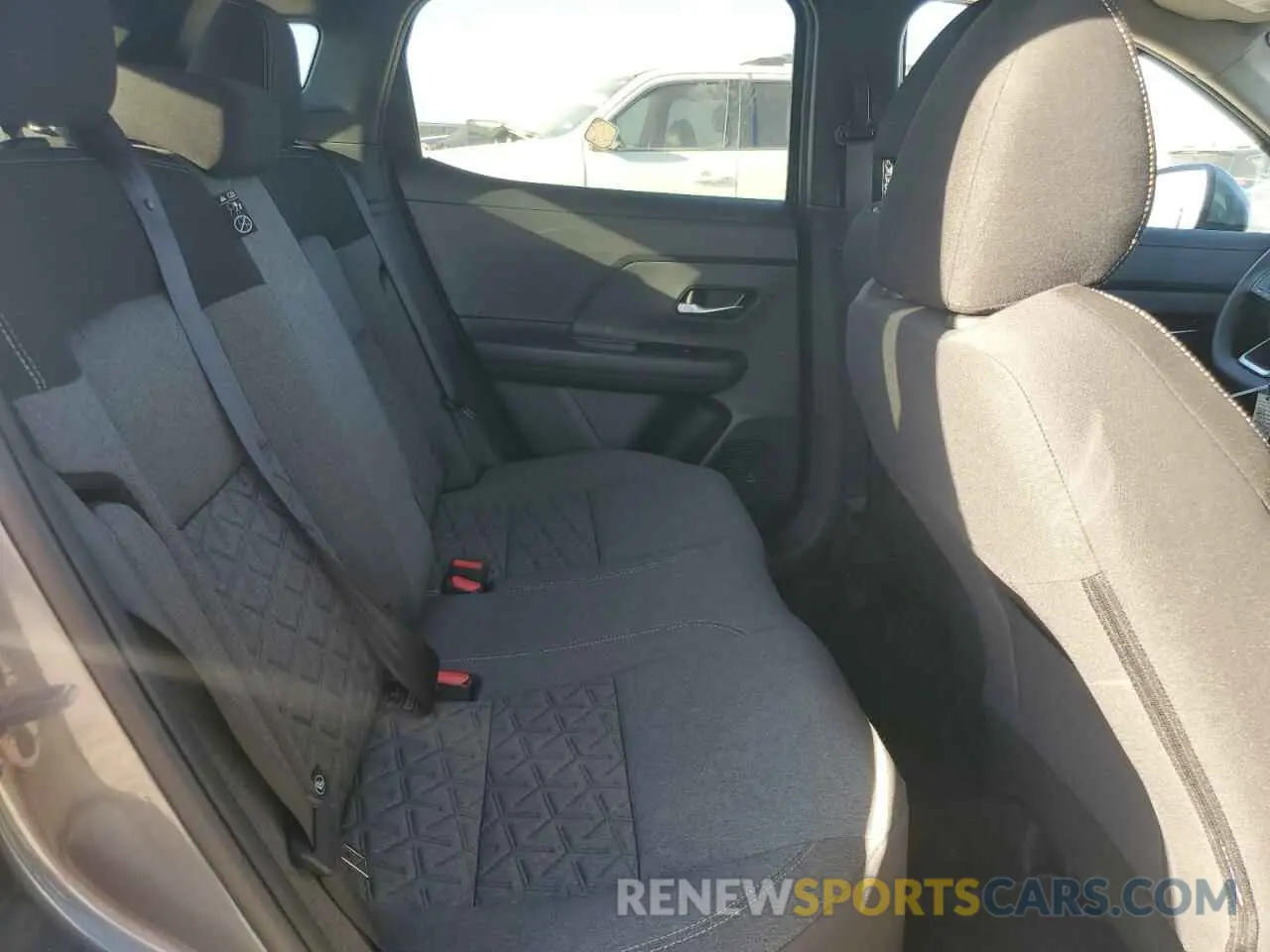 11 fotografías del automóvil dañado 3N8AP6CA3SL311147 NISSAN KICKS 2025