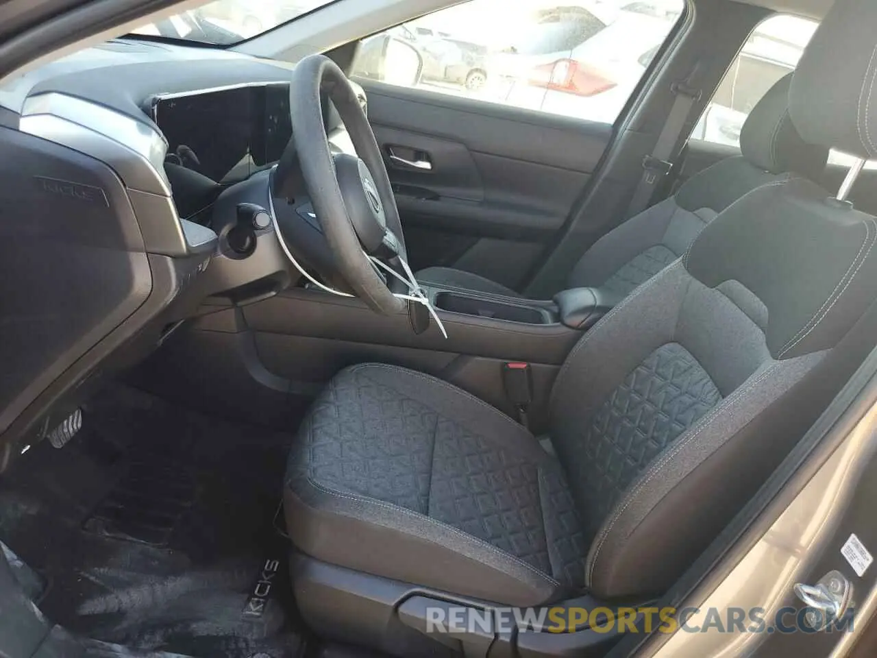 7 fotografías del automóvil dañado 3N8AP6CA3SL311147 NISSAN KICKS 2025