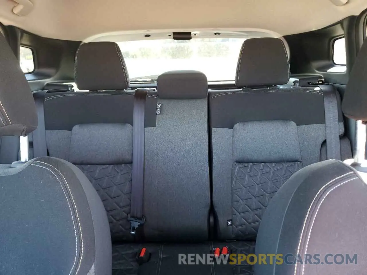 10 fotografías del automóvil dañado 3N8AP6CA3SL338641 NISSAN KICKS 2025