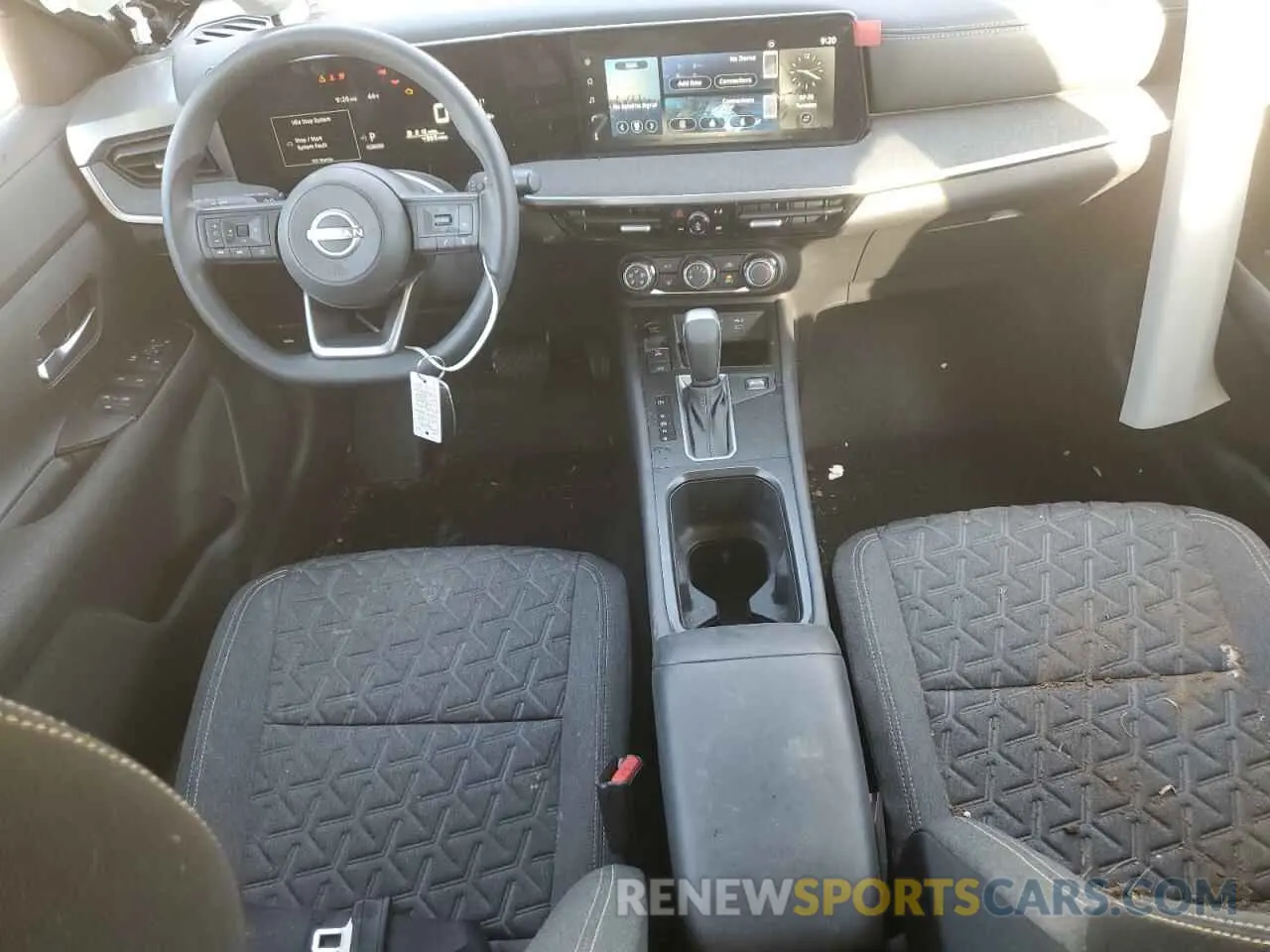 8 fotografías del automóvil dañado 3N8AP6CA4SL313506 NISSAN KICKS 2025
