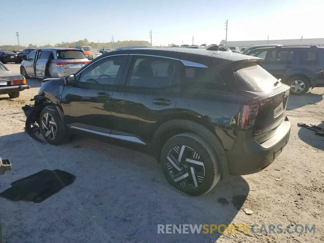 2 fotografías del automóvil dañado 3N8AP6CA6SL306797 NISSAN KICKS 2025