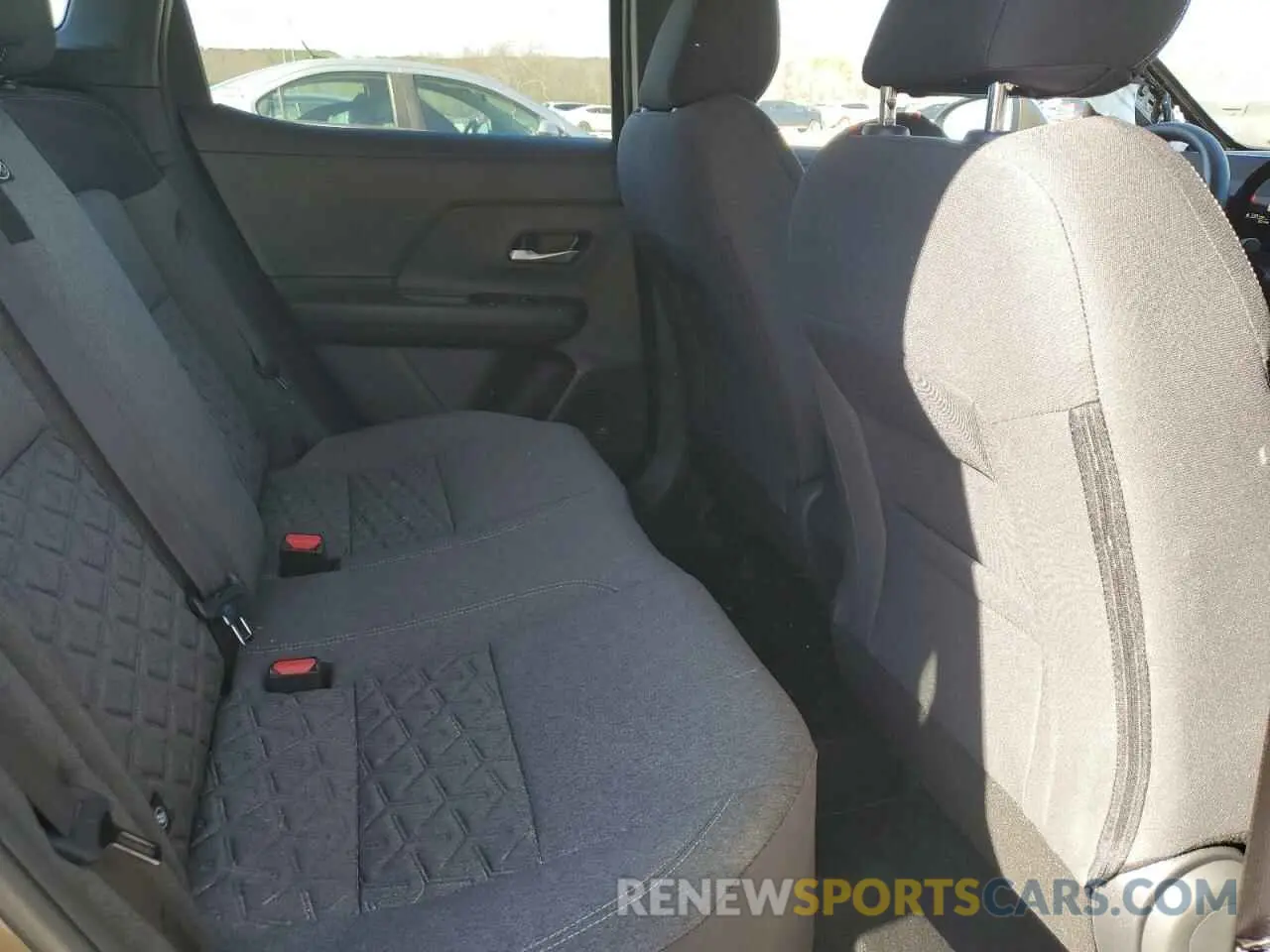 11 fotografías del automóvil dañado 3N8AP6CA6SL365543 NISSAN KICKS 2025