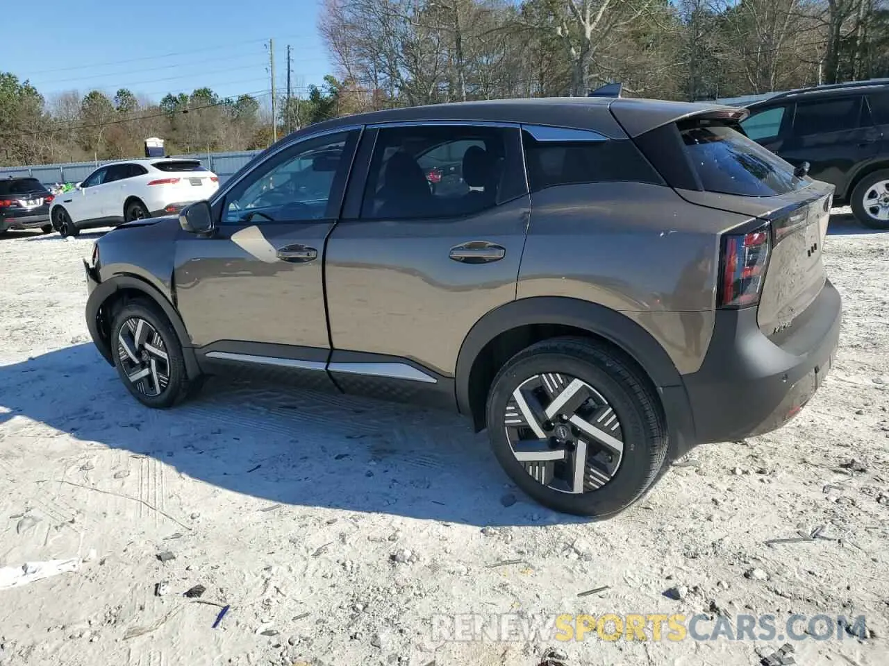 2 fotografías del automóvil dañado 3N8AP6CA6SL365543 NISSAN KICKS 2025