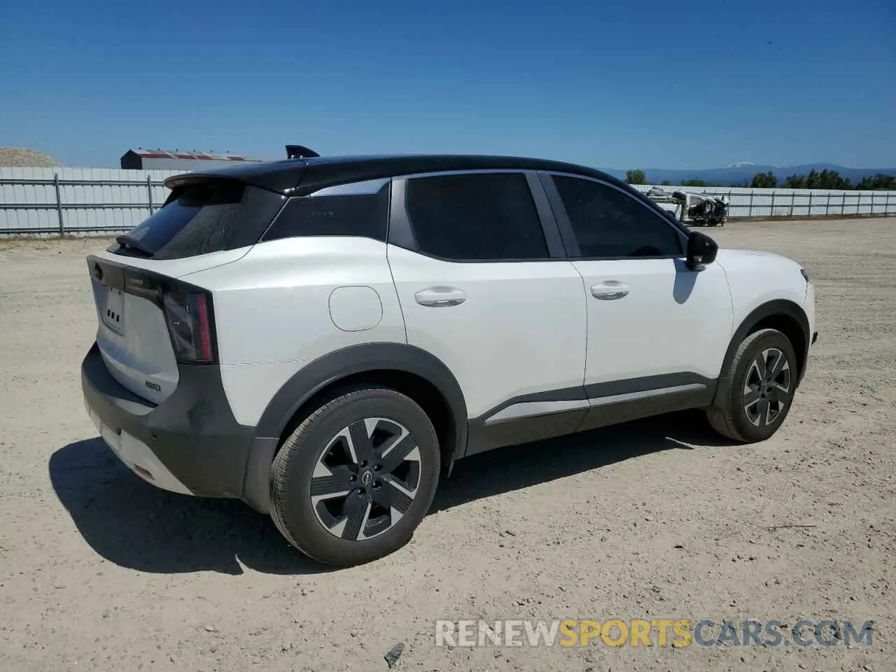 3 fotografías del automóvil dañado 3N8AP6CB2SL342706 NISSAN KICKS 2025