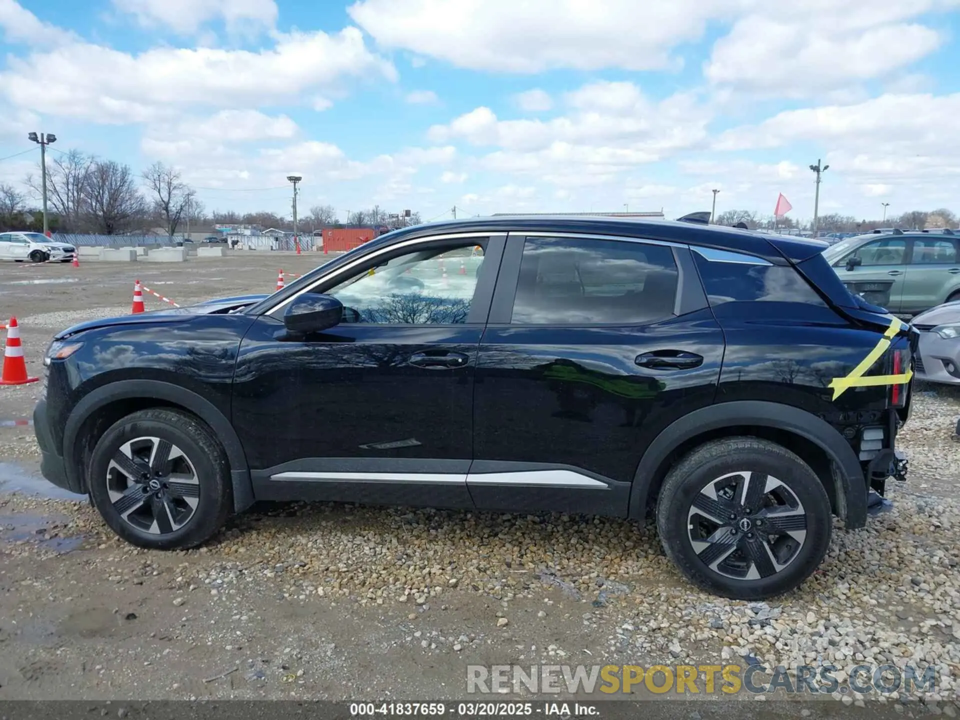 15 fotografías del automóvil dañado 3N8AP6CB5SL311157 NISSAN KICKS 2025