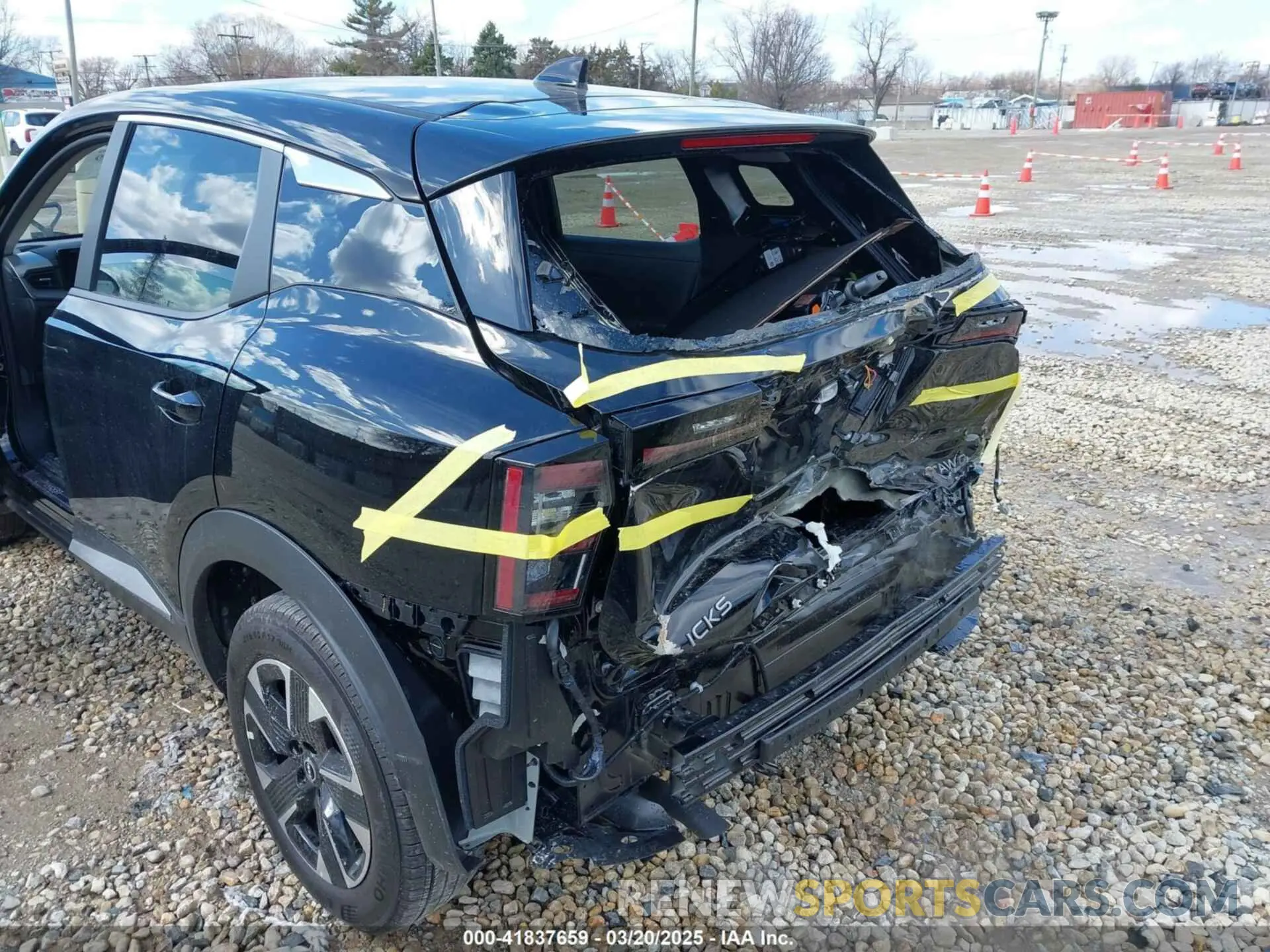 19 fotografías del automóvil dañado 3N8AP6CB5SL311157 NISSAN KICKS 2025