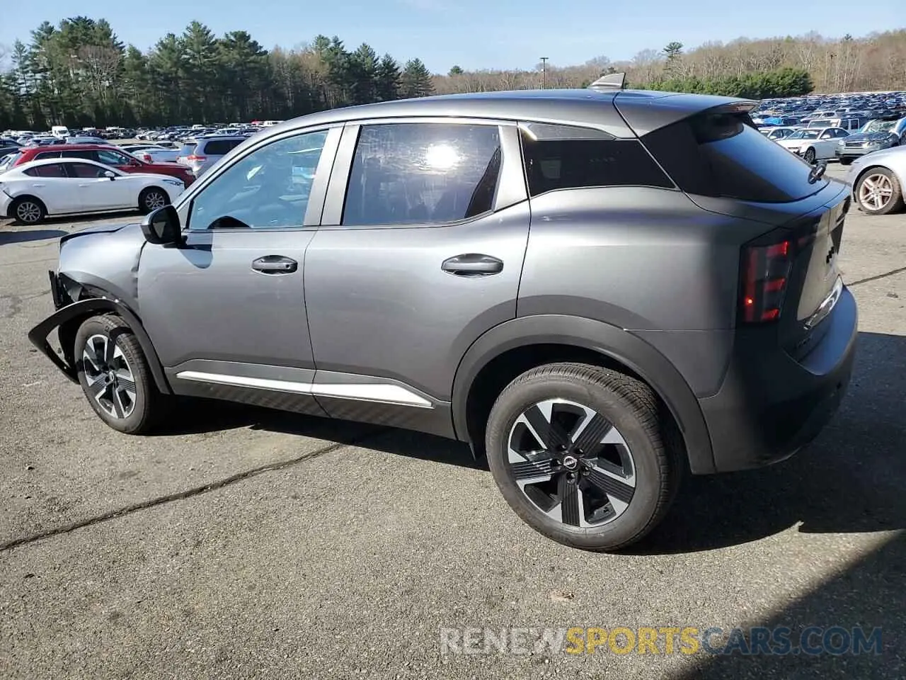 2 fotografías del automóvil dañado 3N8AP6CB5SL380348 NISSAN KICKS 2025