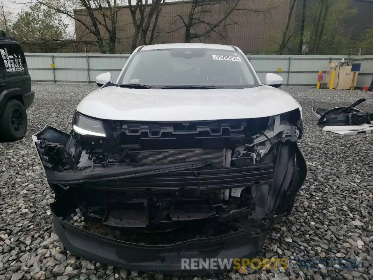 5 fotografías del automóvil dañado 3N8AP6CB6SL300460 NISSAN KICKS 2025
