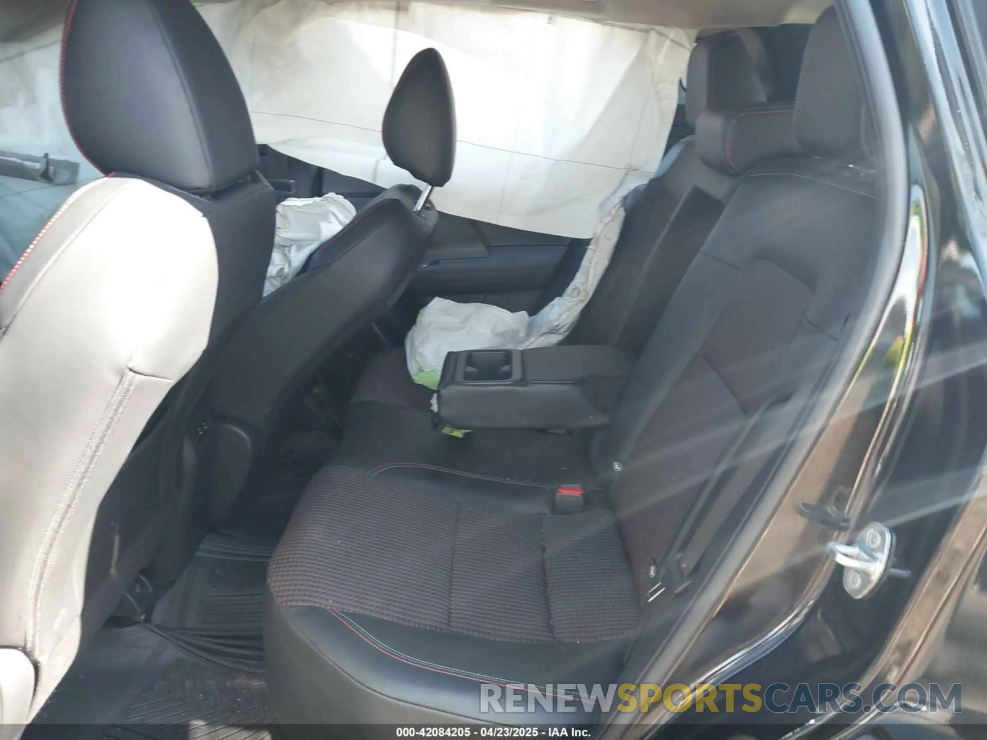 8 fotografías del automóvil dañado 3N8AP6DBXSL314148 NISSAN KICKS 2025