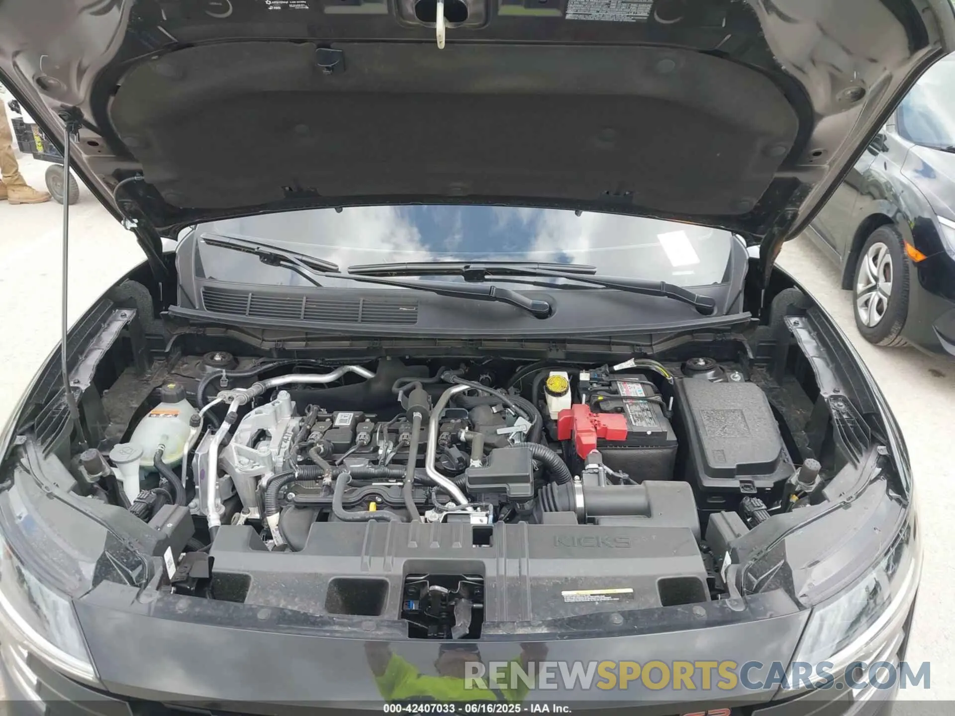 10 fotografías del automóvil dañado 3N8AP6DC7SL313435 NISSAN KICKS 2025