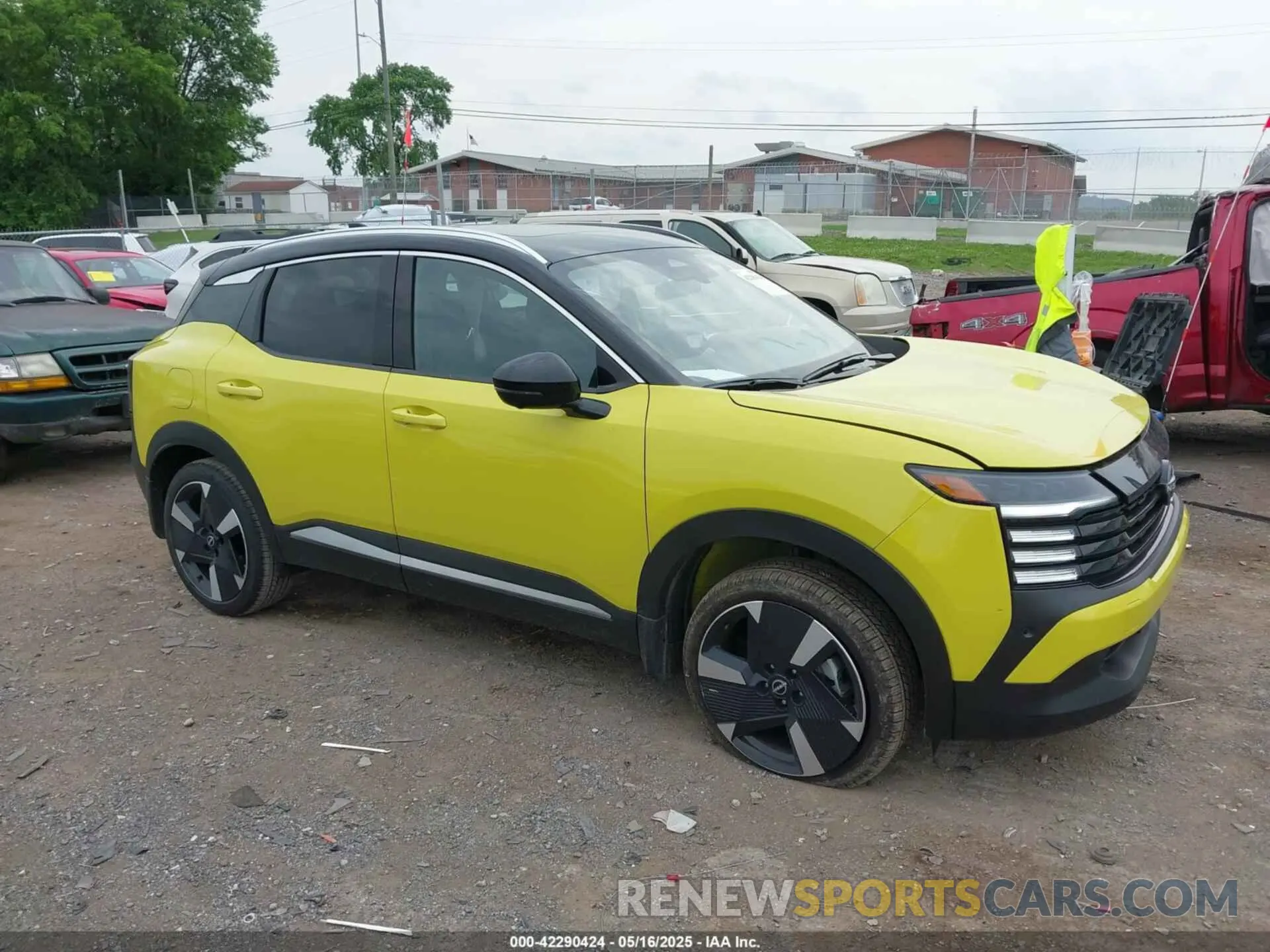 13 fotografías del automóvil dañado 3N8AP6DC9SL350020 NISSAN KICKS 2025