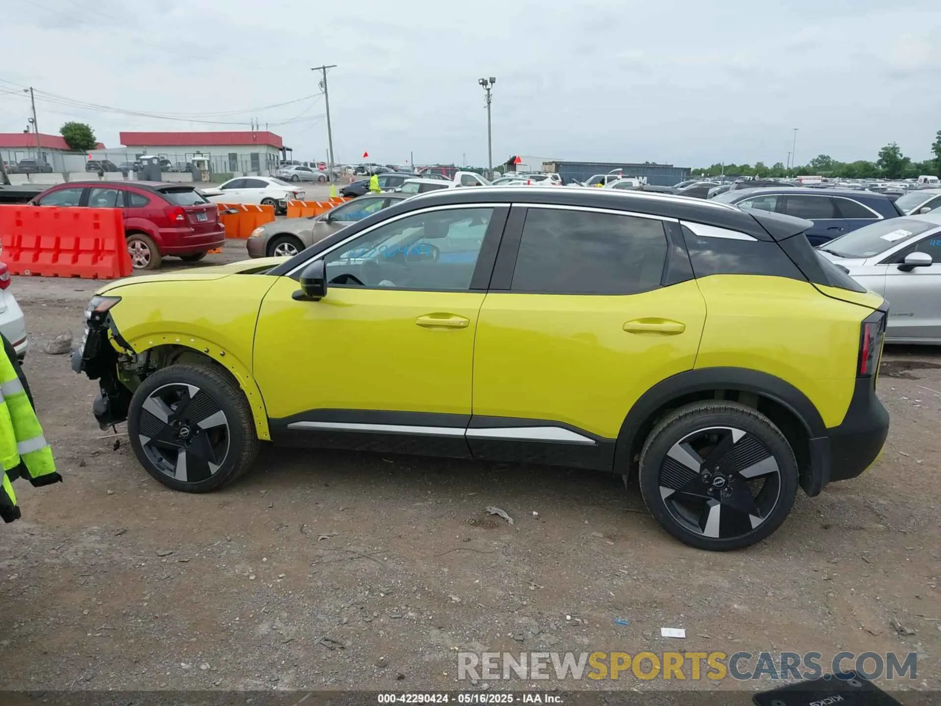 14 fotografías del automóvil dañado 3N8AP6DC9SL350020 NISSAN KICKS 2025