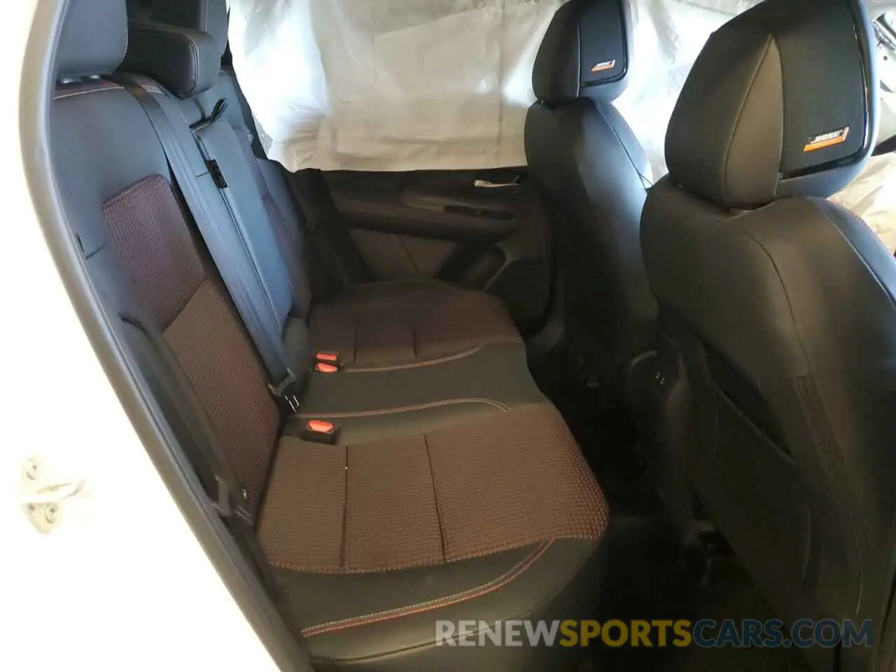 12 fotografías del automóvil dañado 3N8AP6DCXSL307662 NISSAN KICKS 2025
