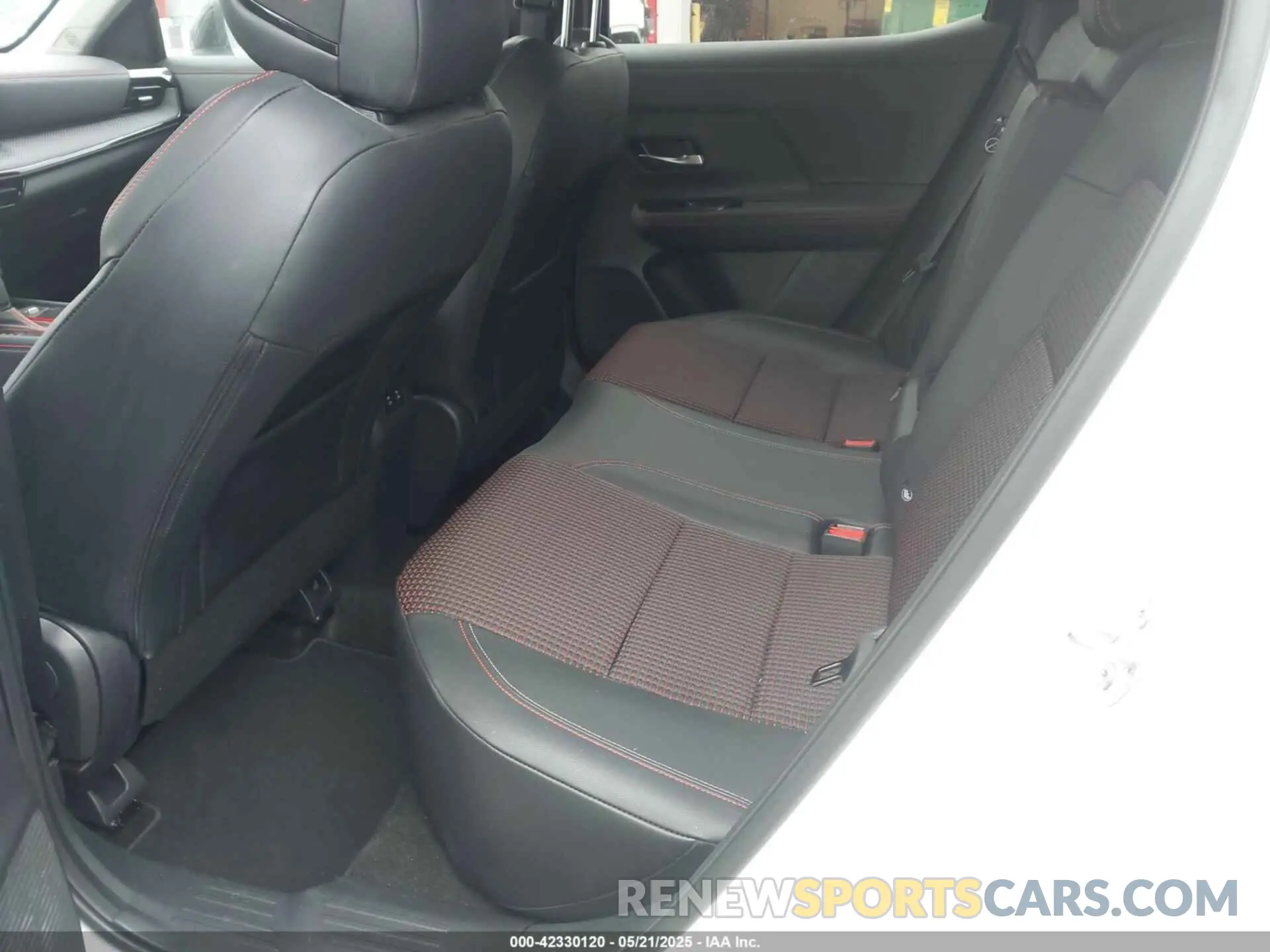 8 fotografías del automóvil dañado 3N8AP6DD8SL307166 NISSAN KICKS 2025