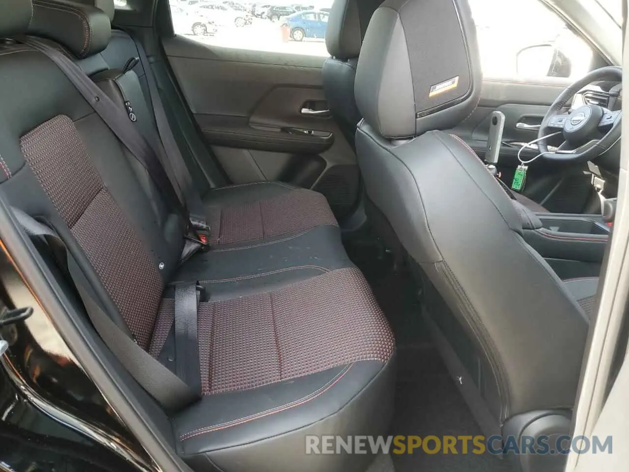 11 fotografías del automóvil dañado 3N8AP6DD8SL357114 NISSAN KICKS 2025