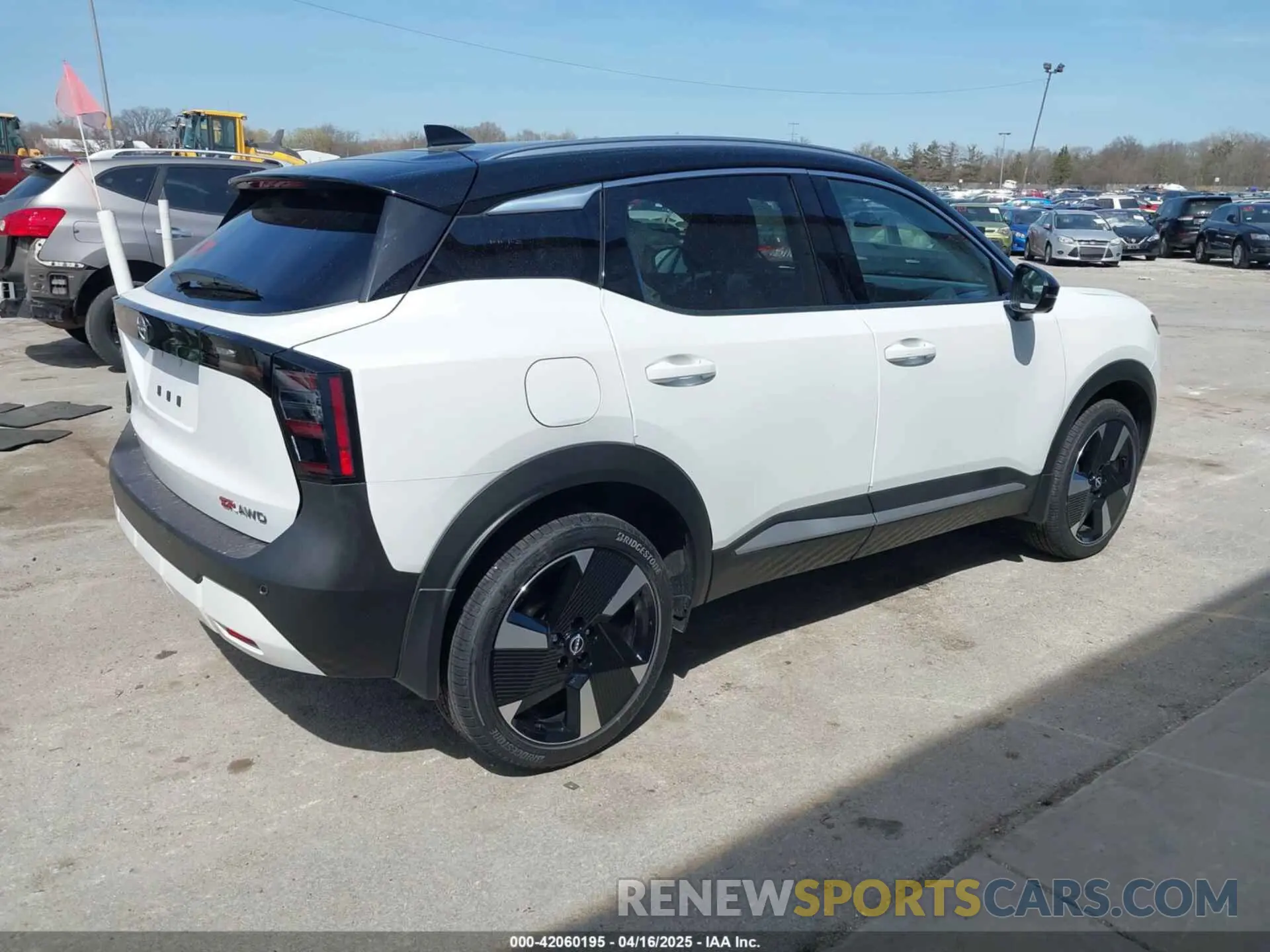 4 fotografías del automóvil dañado 3N8AP6DD8SL378383 NISSAN KICKS 2025