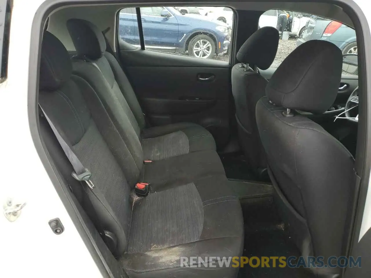 10 fotografías del automóvil dañado 1N4AZ1CP1KC306320 NISSAN LEAF 2019
