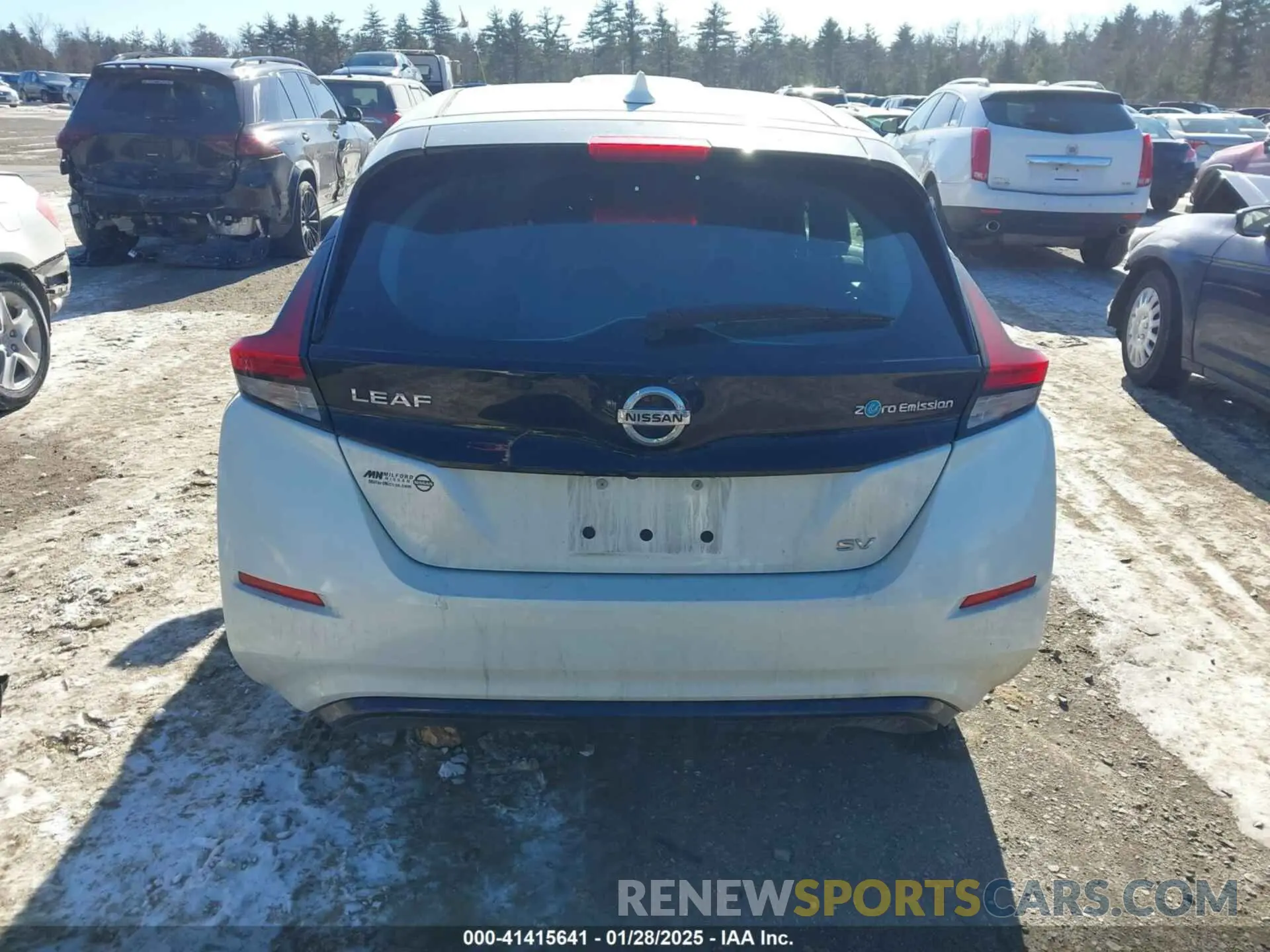 16 fotografías del automóvil dañado 1N4AZ1CP3KC305704 NISSAN LEAF 2019