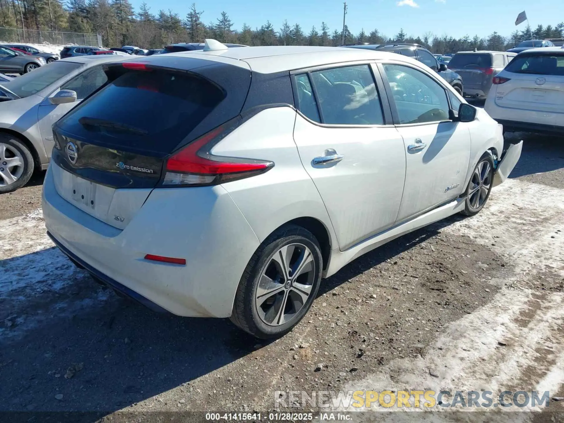 4 fotografías del automóvil dañado 1N4AZ1CP3KC305704 NISSAN LEAF 2019