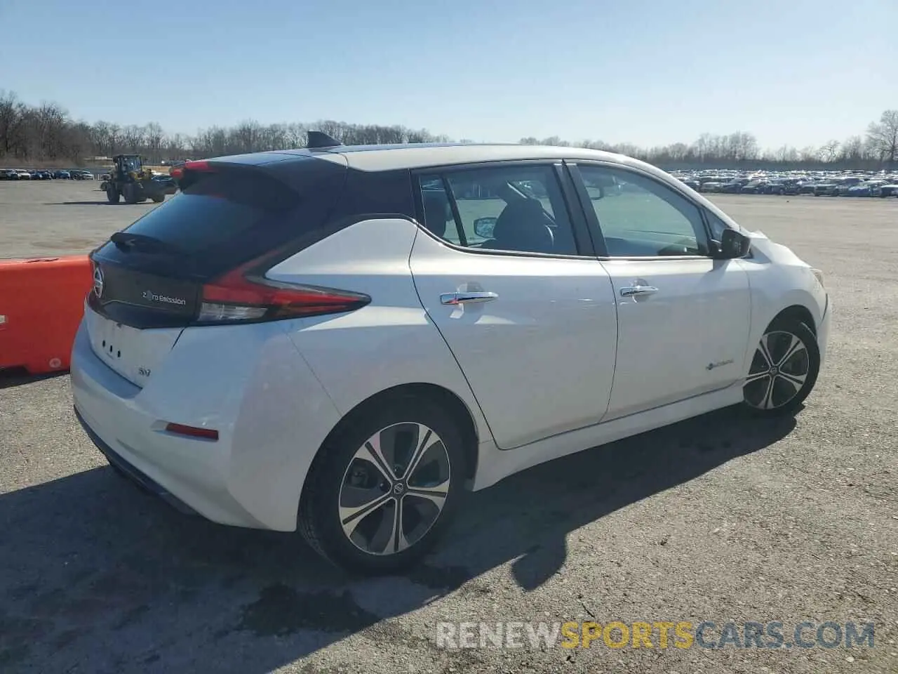3 fotografías del automóvil dañado 1N4AZ1CP5KC302755 NISSAN LEAF 2019